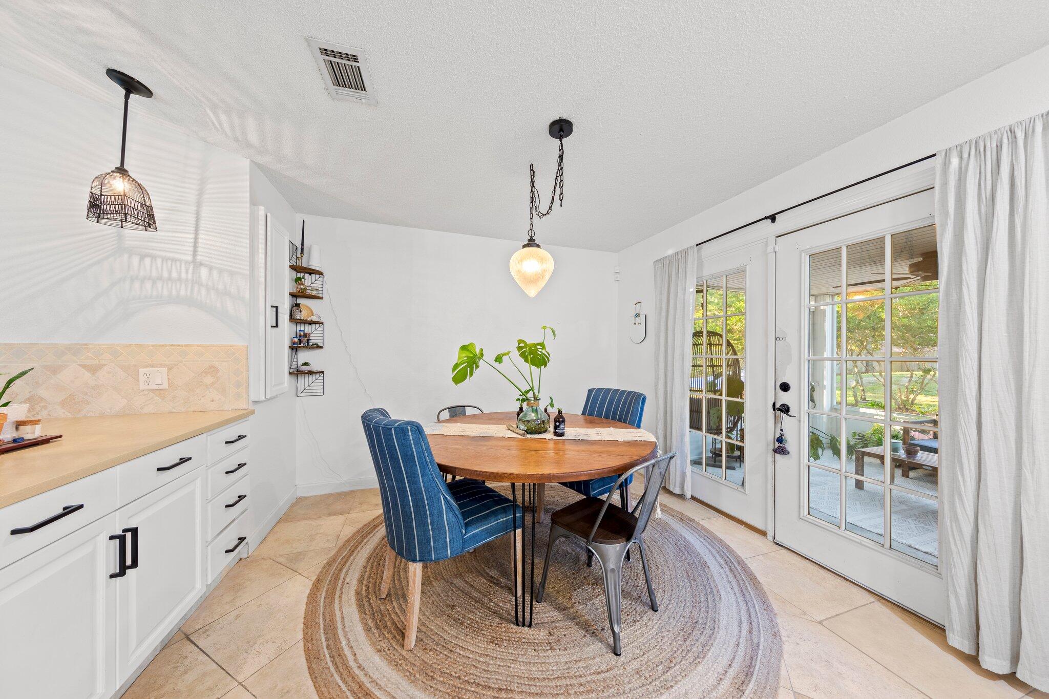 NAVARRE S/D 2ND ADDN - Residential