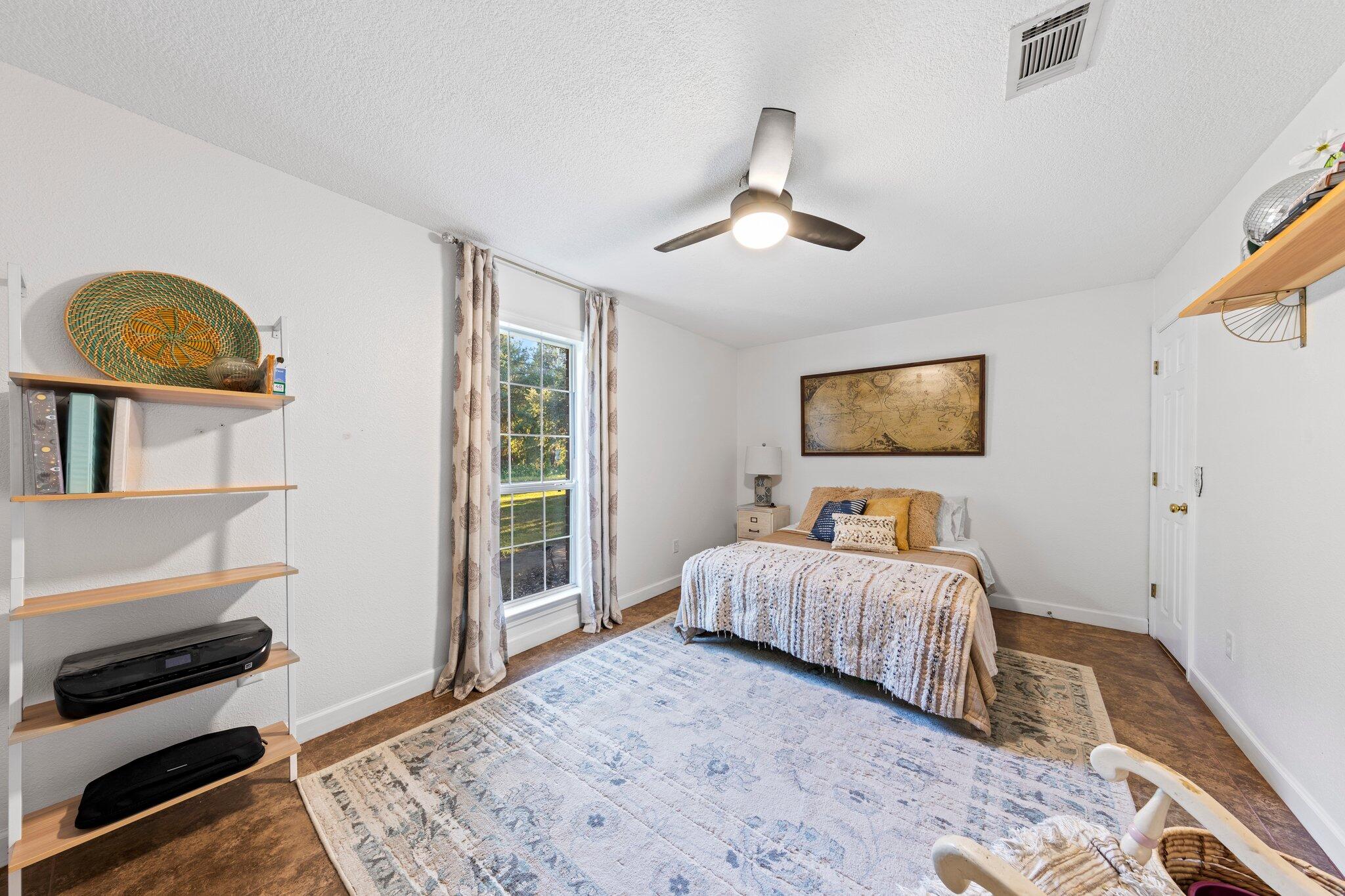 NAVARRE S/D 2ND ADDN - Residential