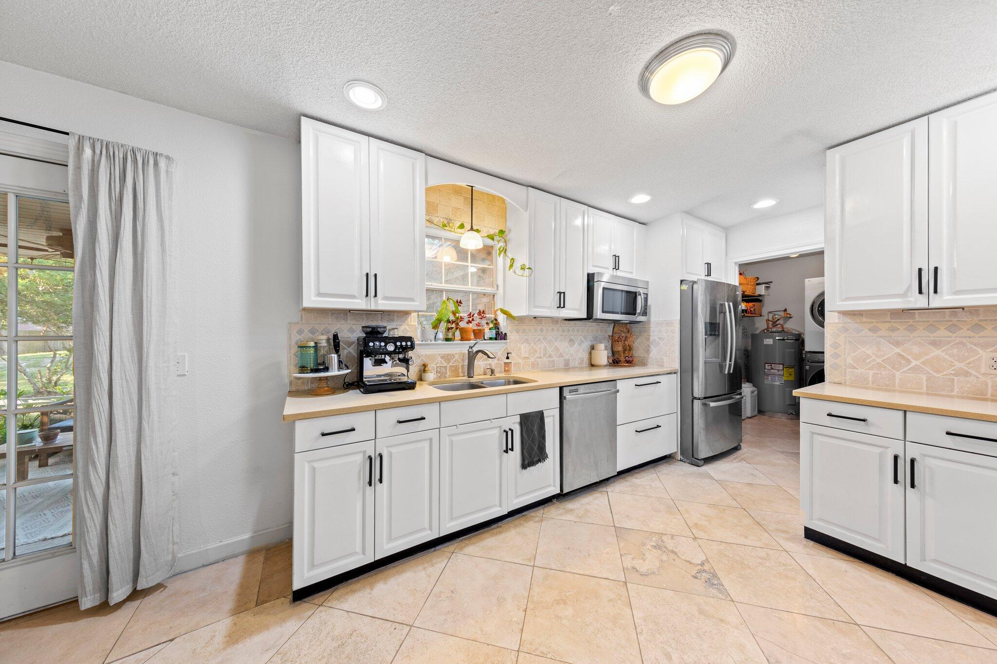 NAVARRE S/D 2ND ADDN - Residential