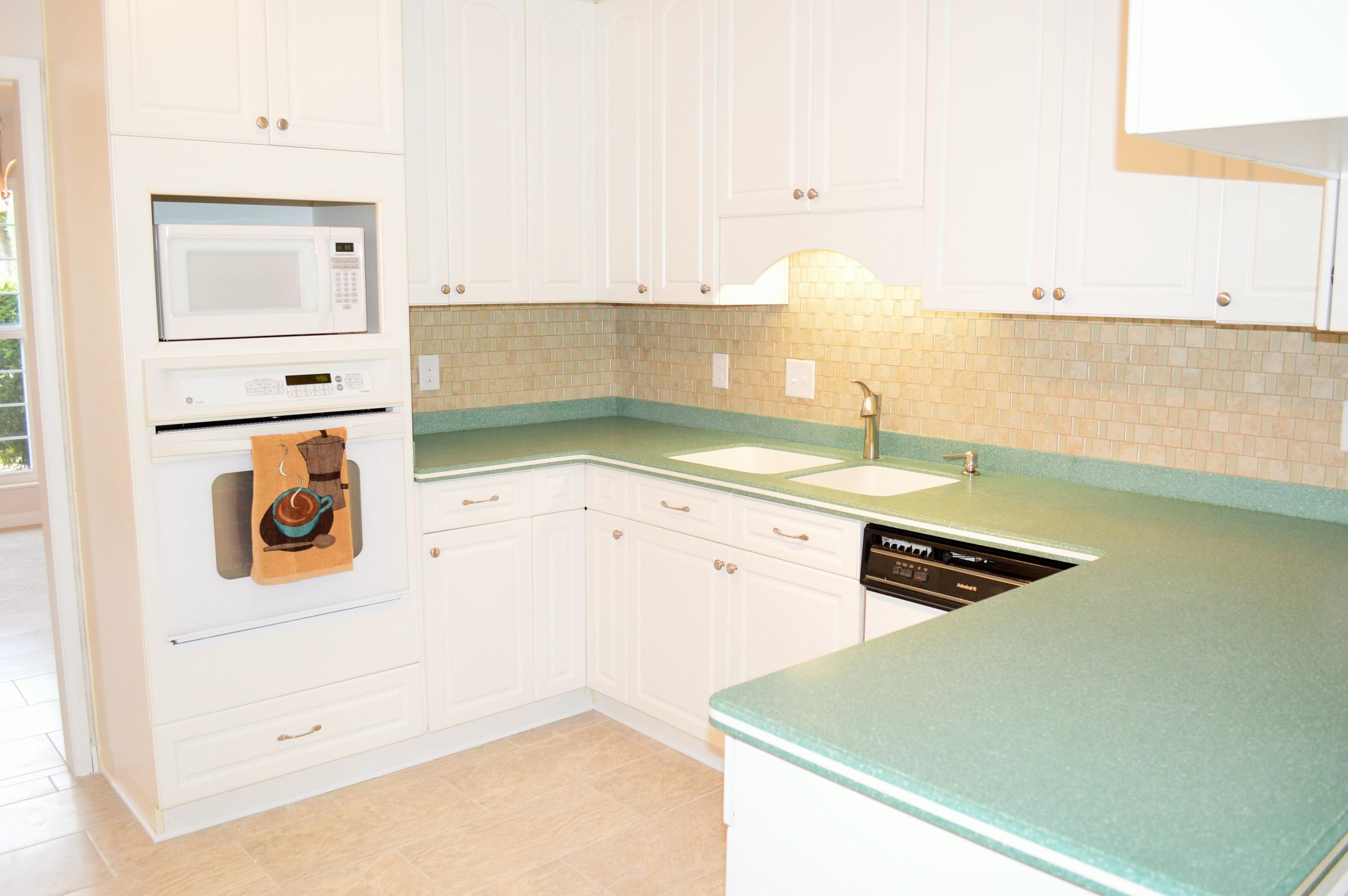 KENWOOD S/D 3RD ADDN - Residential