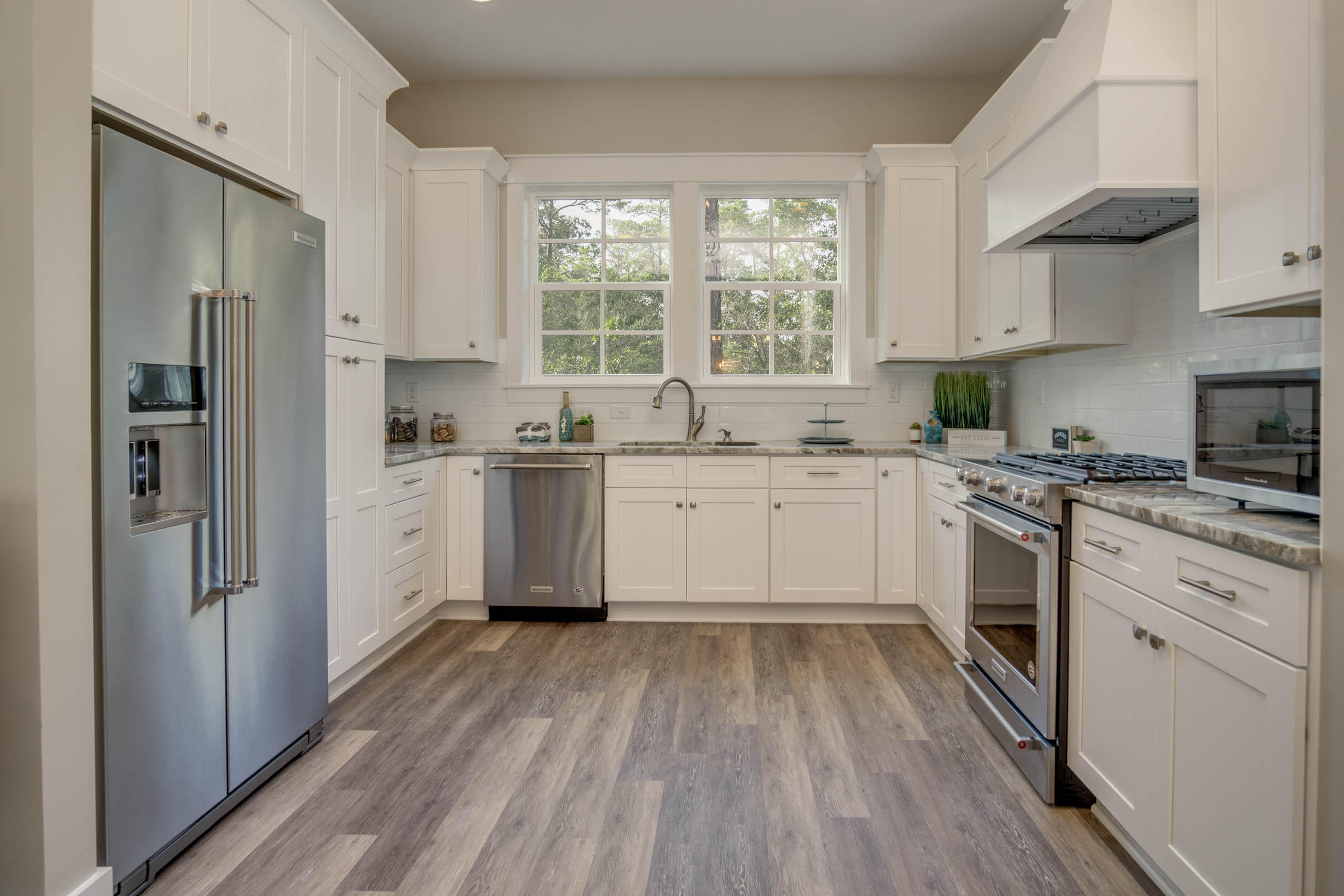 LAKESIDE AT BLUE MOUNTAIN BEACH - Residential