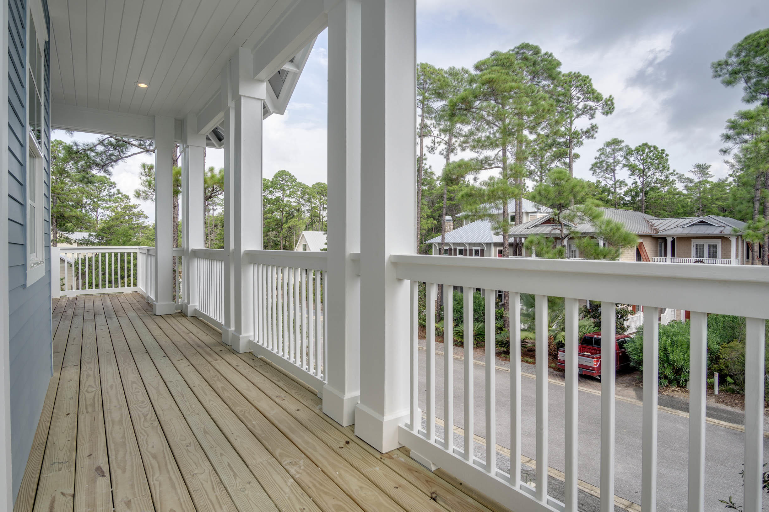 LAKESIDE AT BLUE MOUNTAIN BEACH - Residential