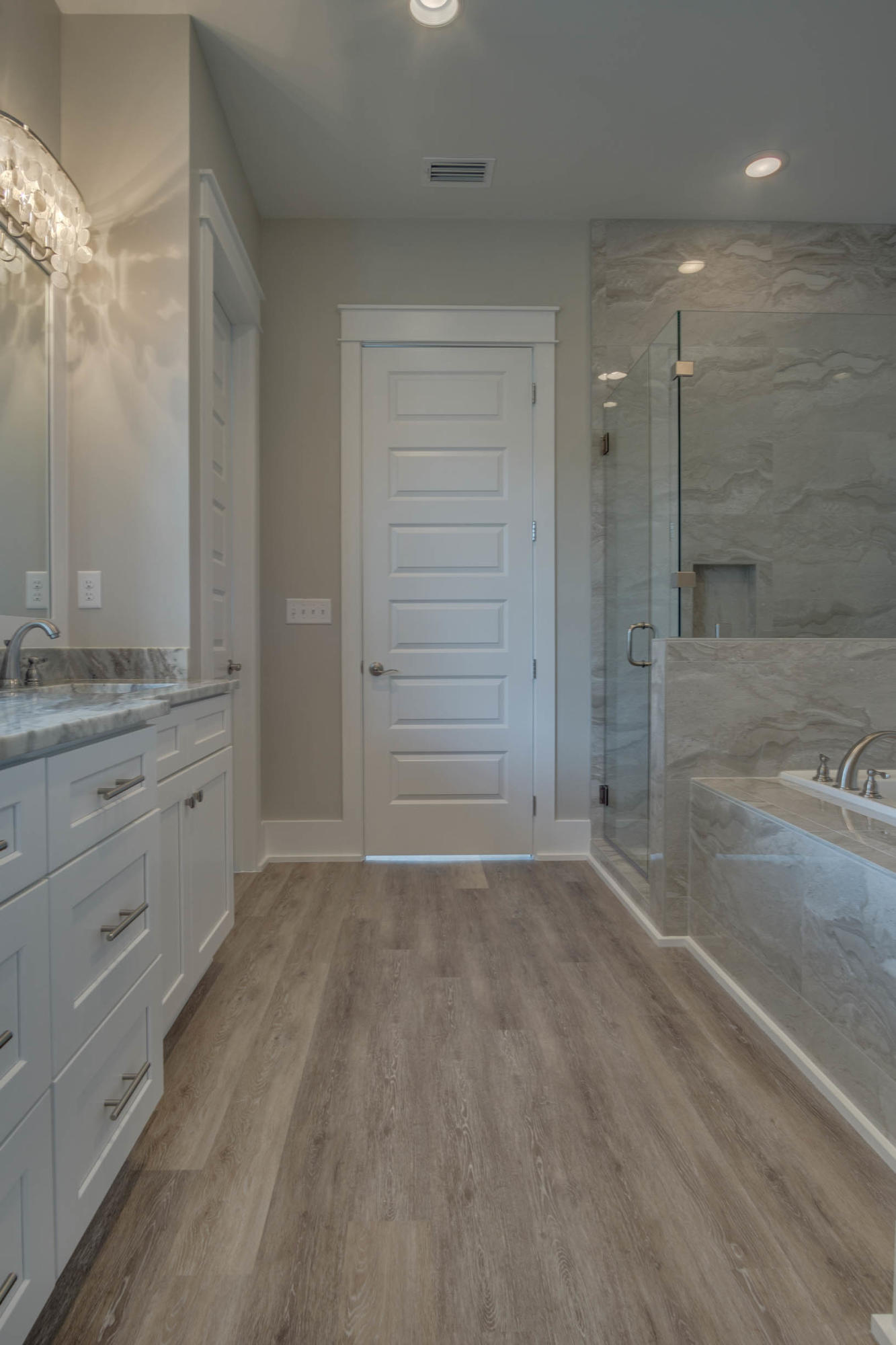 LAKESIDE AT BLUE MOUNTAIN BEACH - Residential