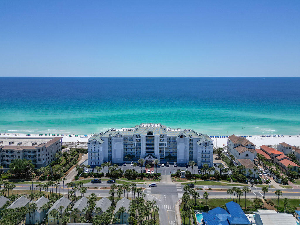 INN AT CRYSTAL BEACH (SUMMERCH - Residential