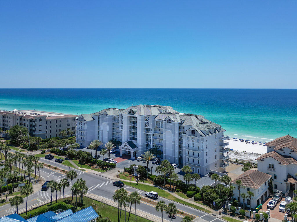 INN AT CRYSTAL BEACH (SUMMERCH - Residential