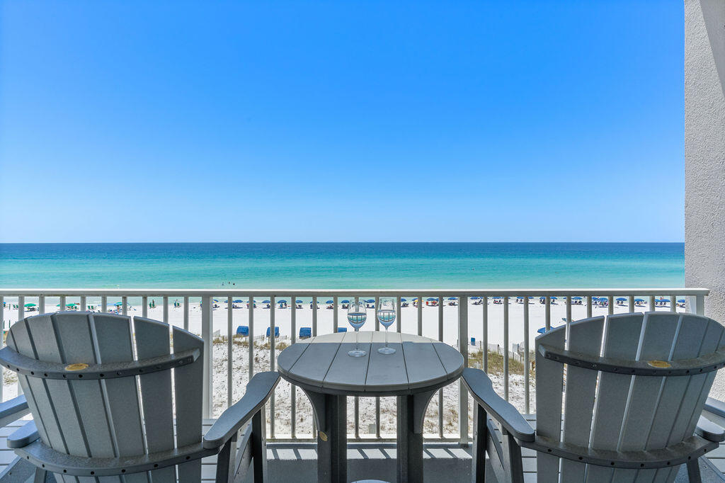 INN AT CRYSTAL BEACH (SUMMERCH - Residential