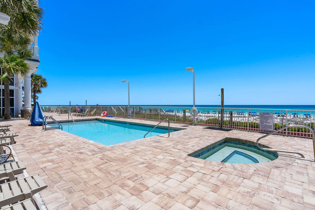 INN AT CRYSTAL BEACH (SUMMERCH - Residential