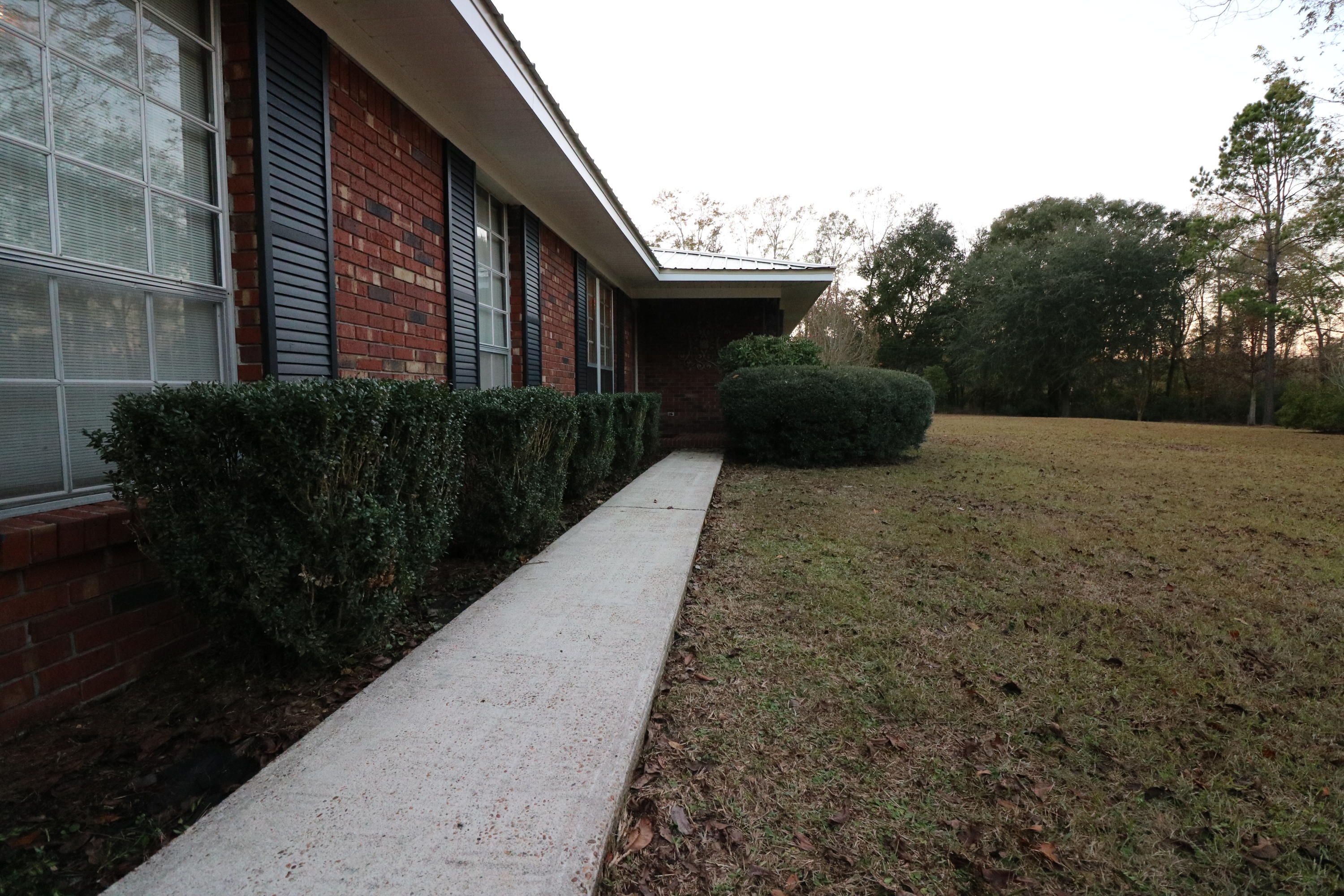 NO RECORDED SUBDIVISION - Residential