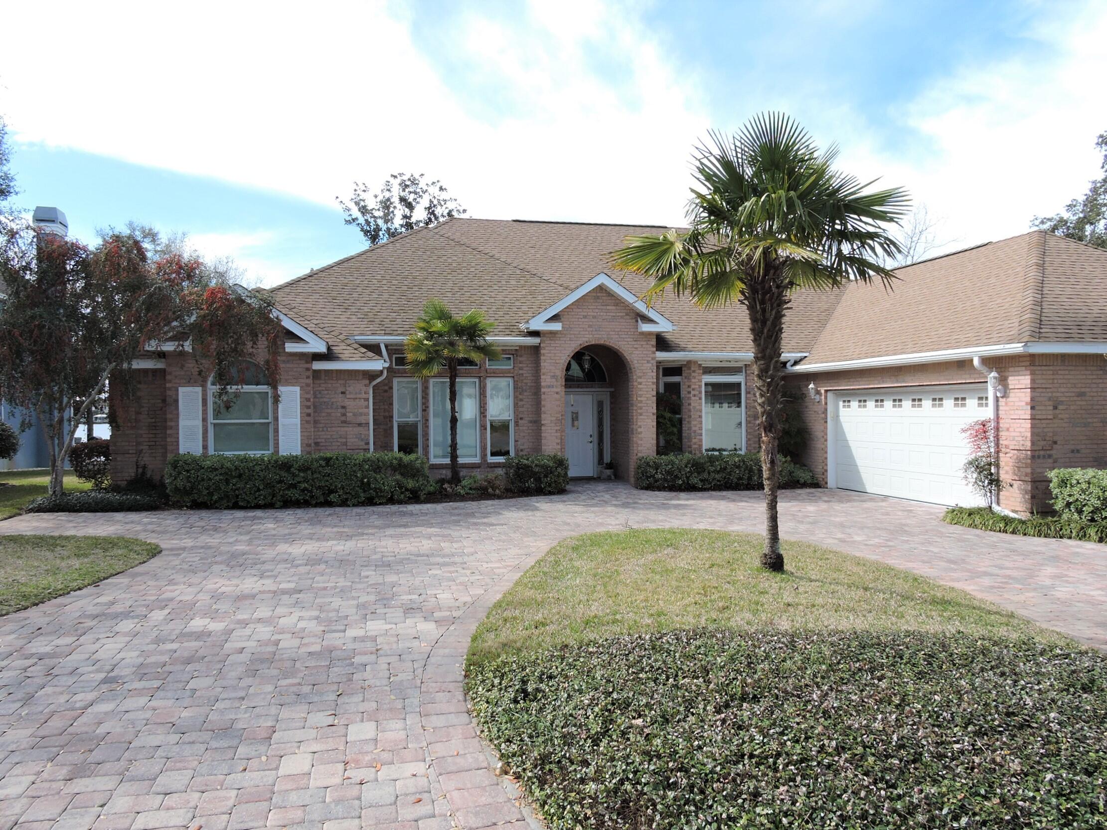LAKE POINTE (232002.00) - Residential