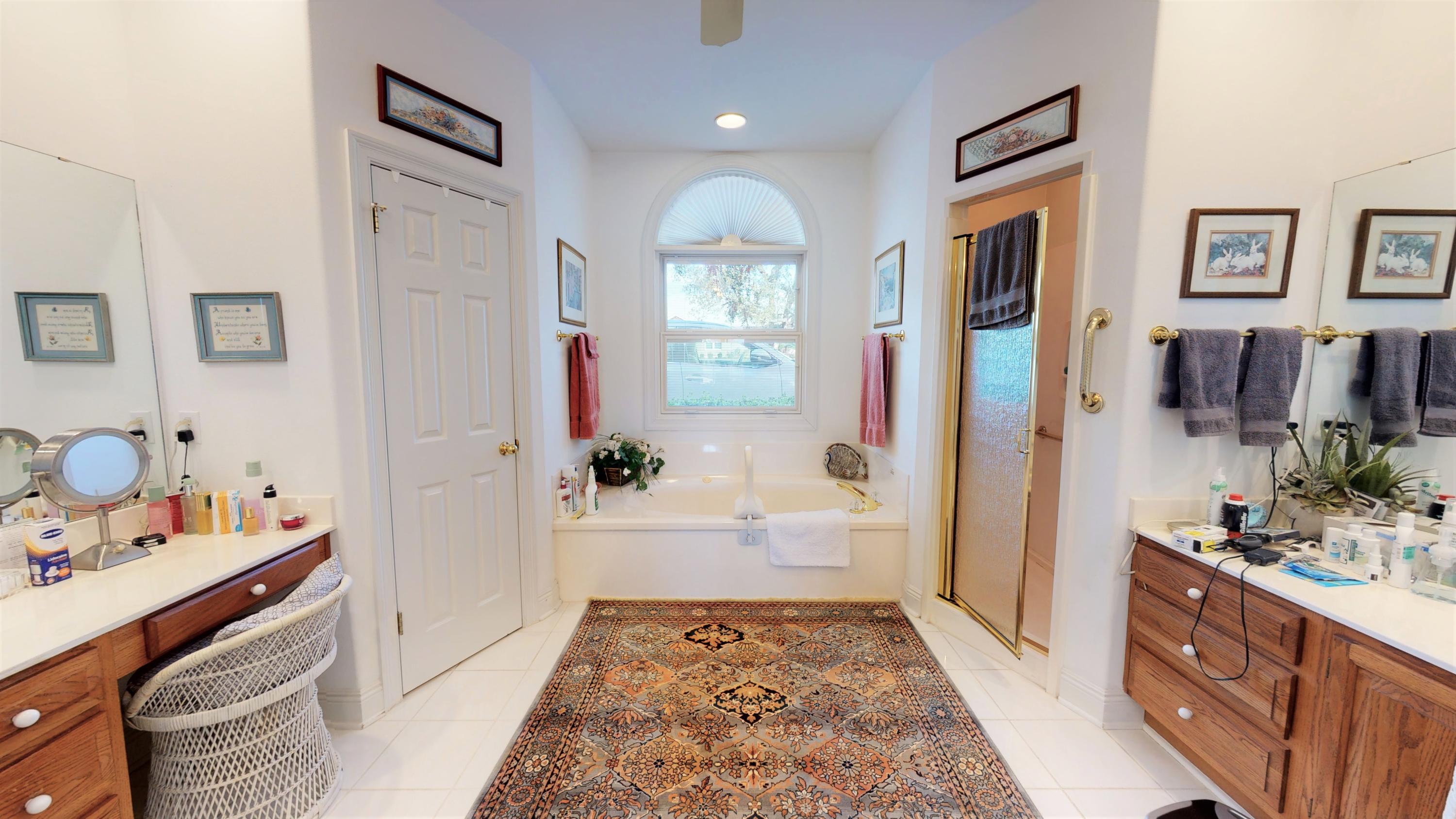 LAKE POINTE (232002.00) - Residential