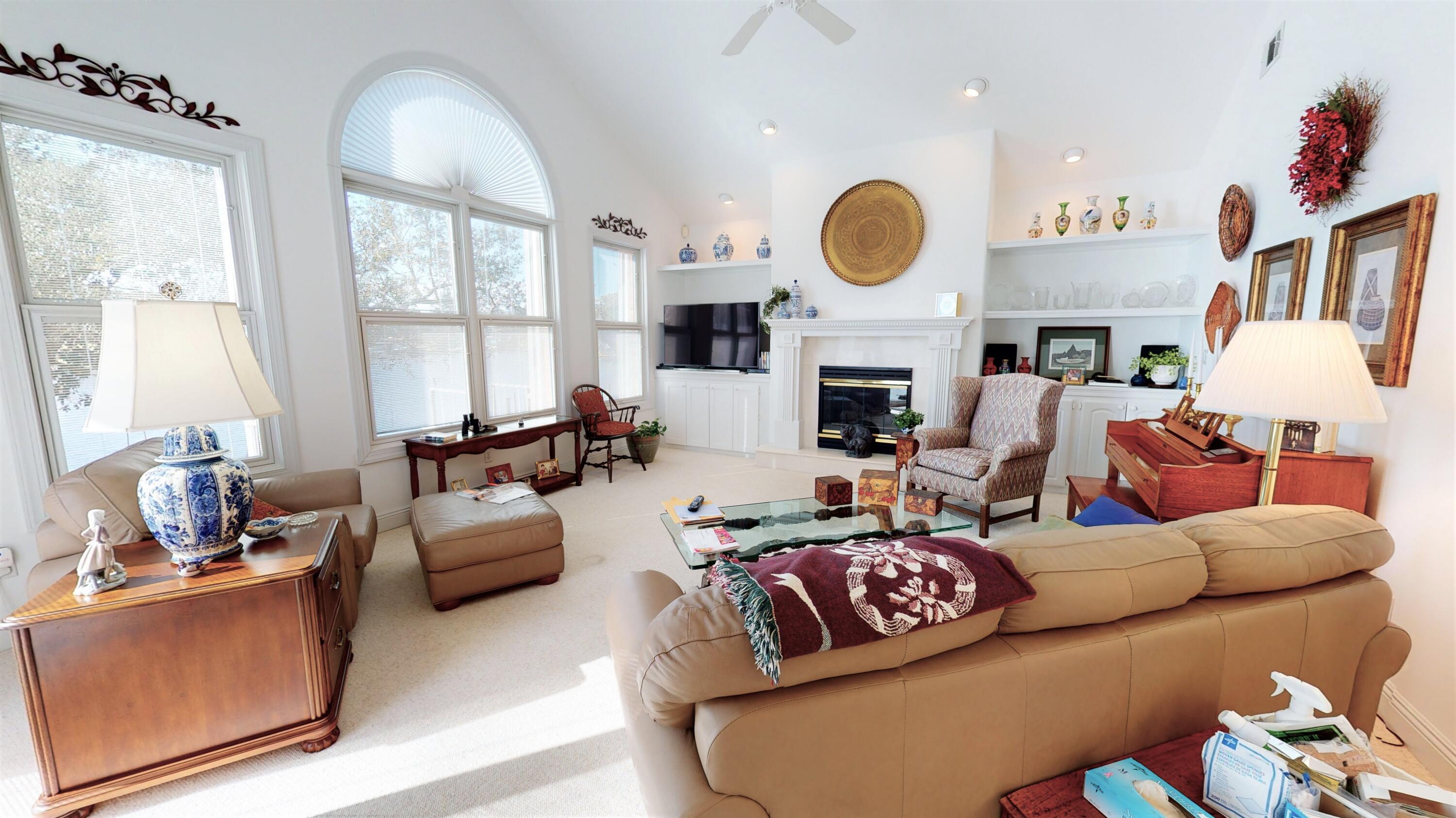 LAKE POINTE (232002.00) - Residential