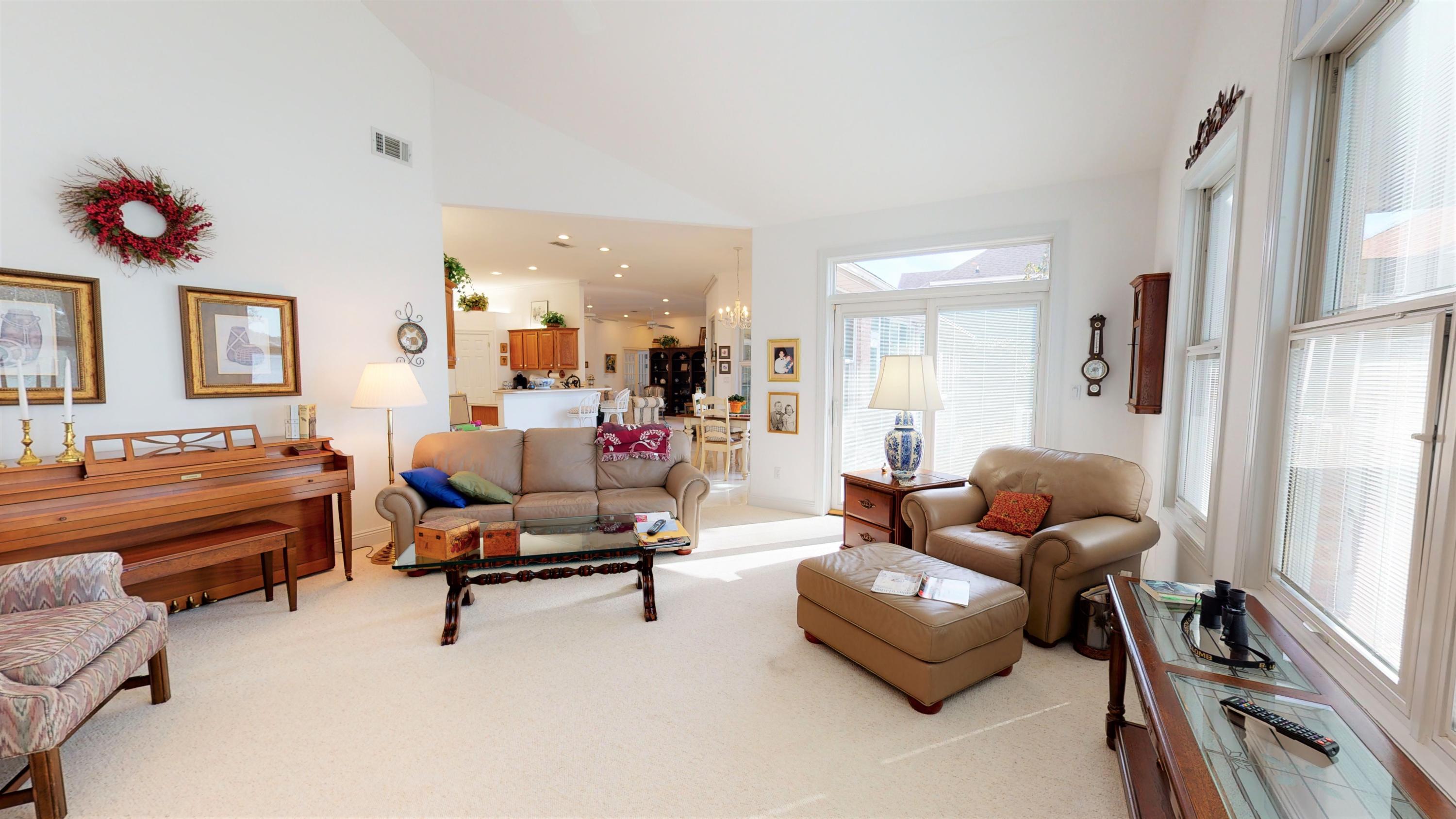 LAKE POINTE (232002.00) - Residential