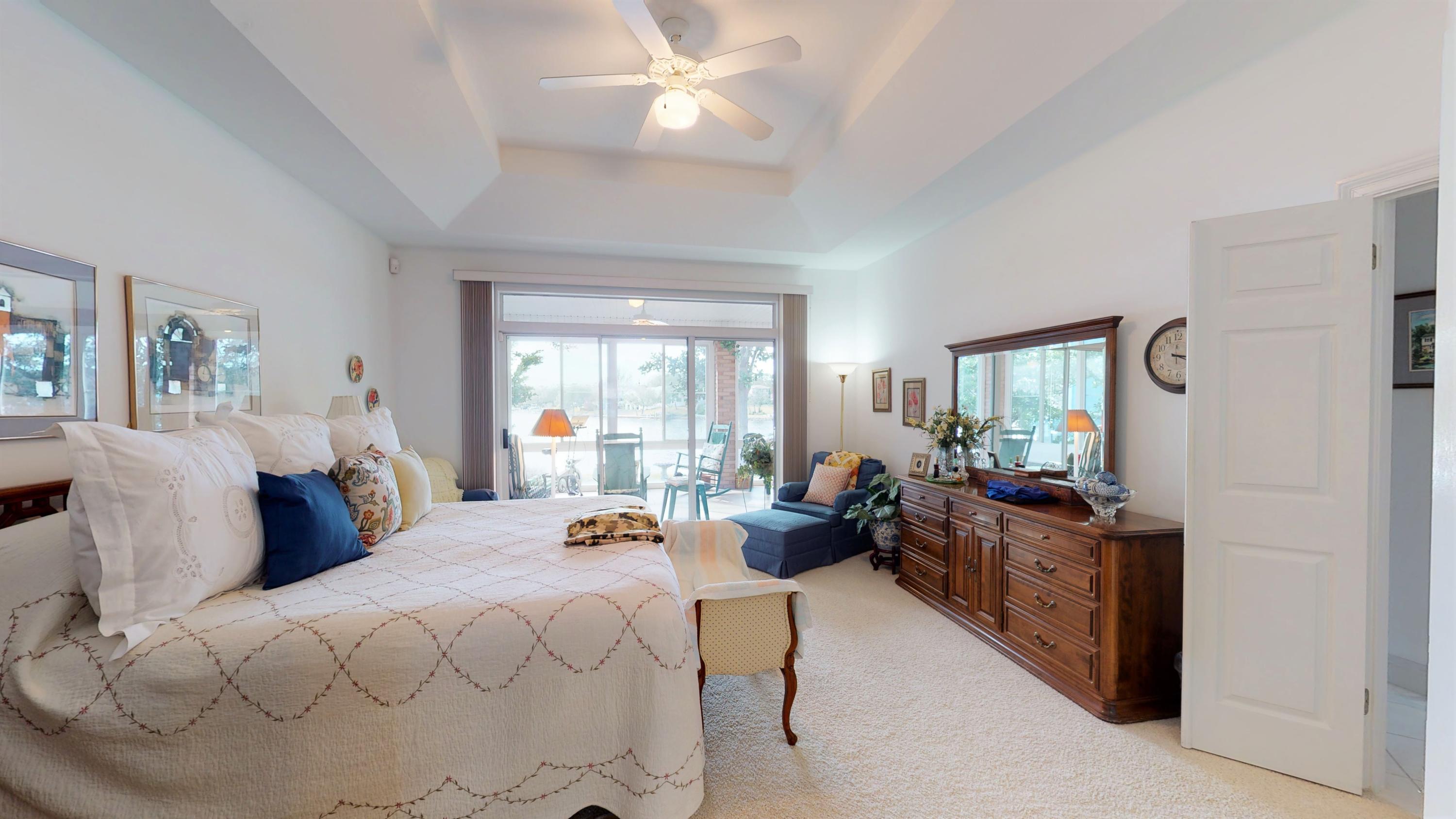 LAKE POINTE (232002.00) - Residential