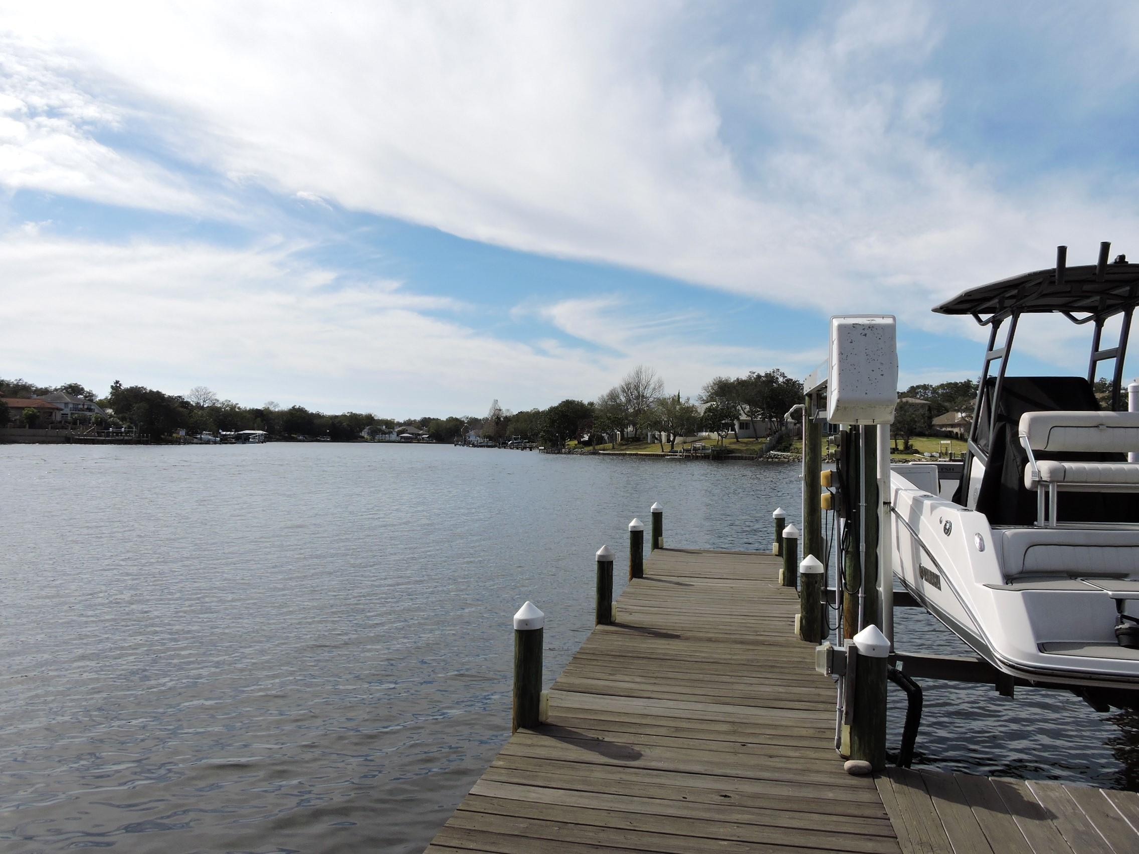 LAKE POINTE (232002.00) - Residential
