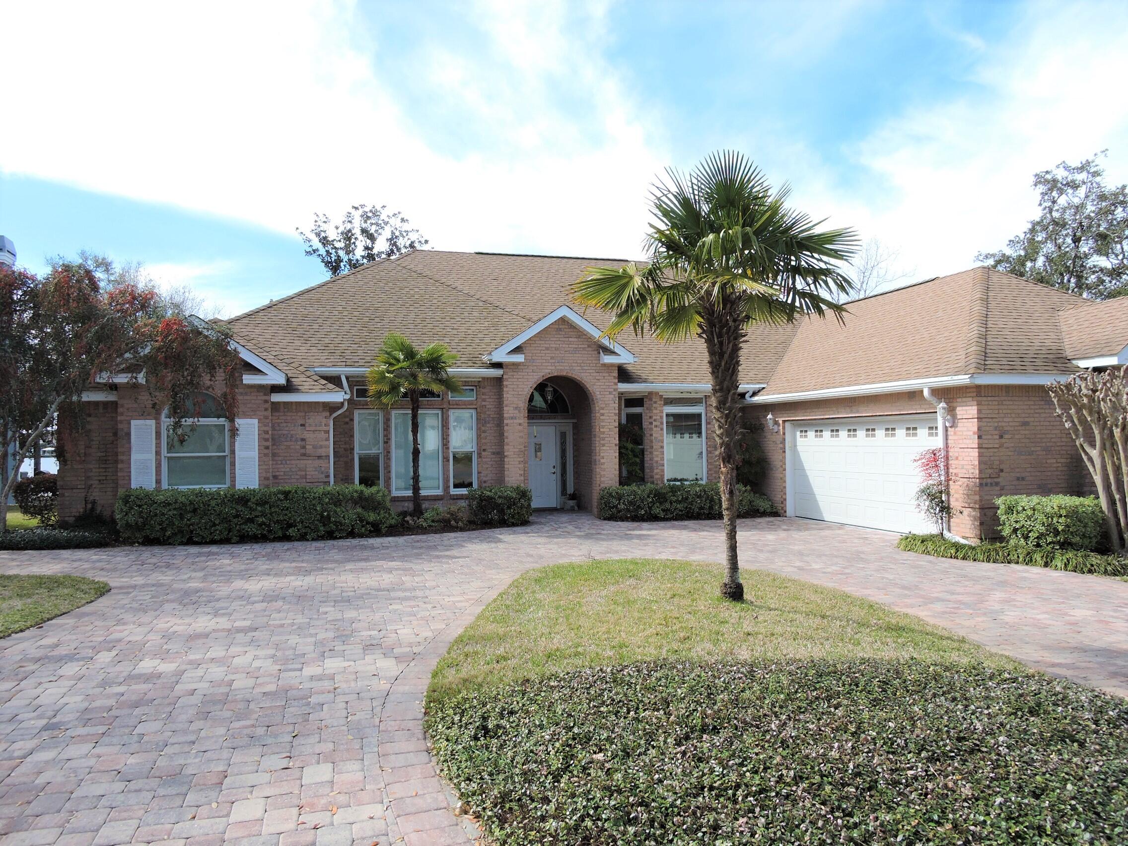 LAKE POINTE (232002.00) - Residential