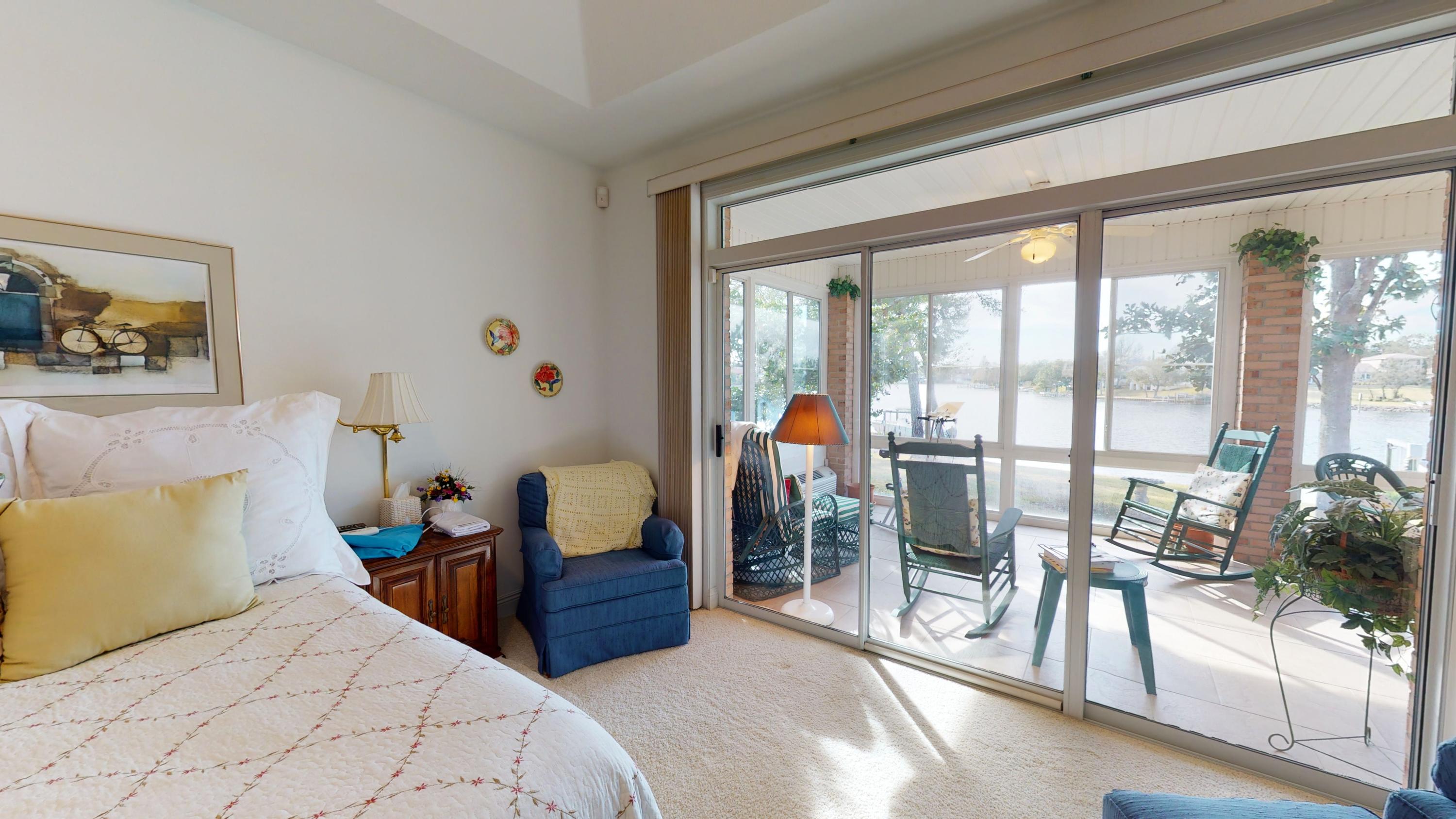 LAKE POINTE (232002.00) - Residential