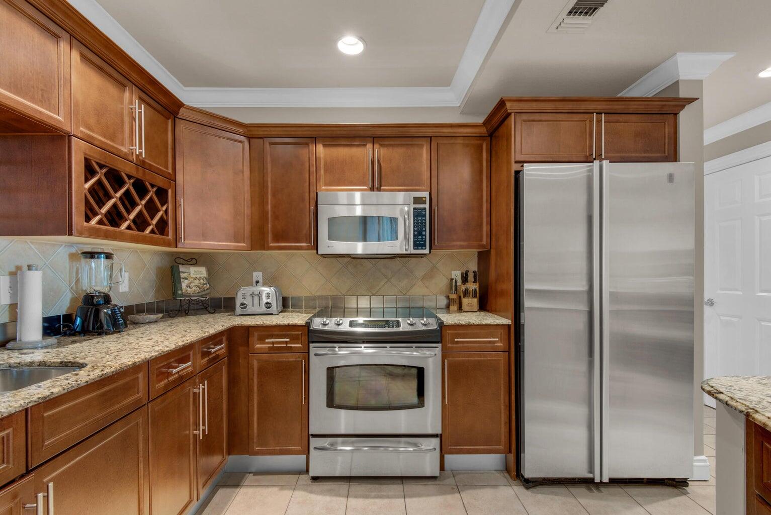 EMERALD GRANDE - Residential