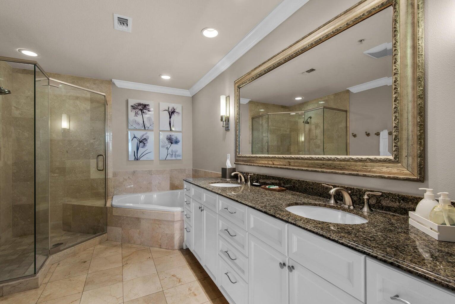 EMERALD GRANDE - Residential