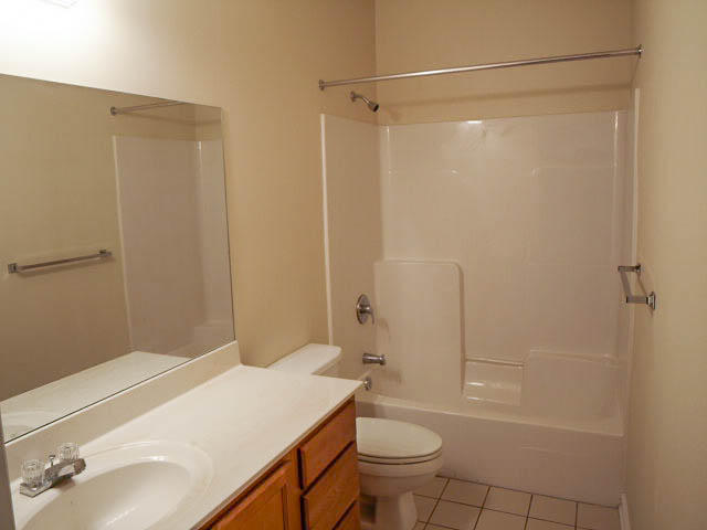 STONEGATE VILLAS - Residential