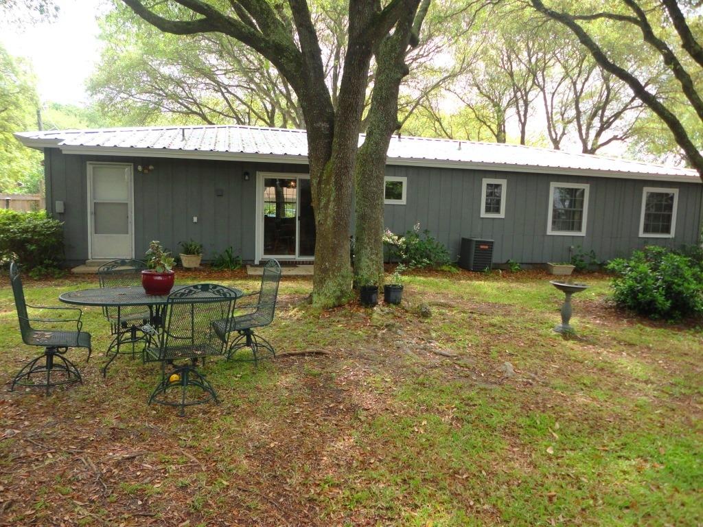 RACETRACK ROAD 1ST - Residential