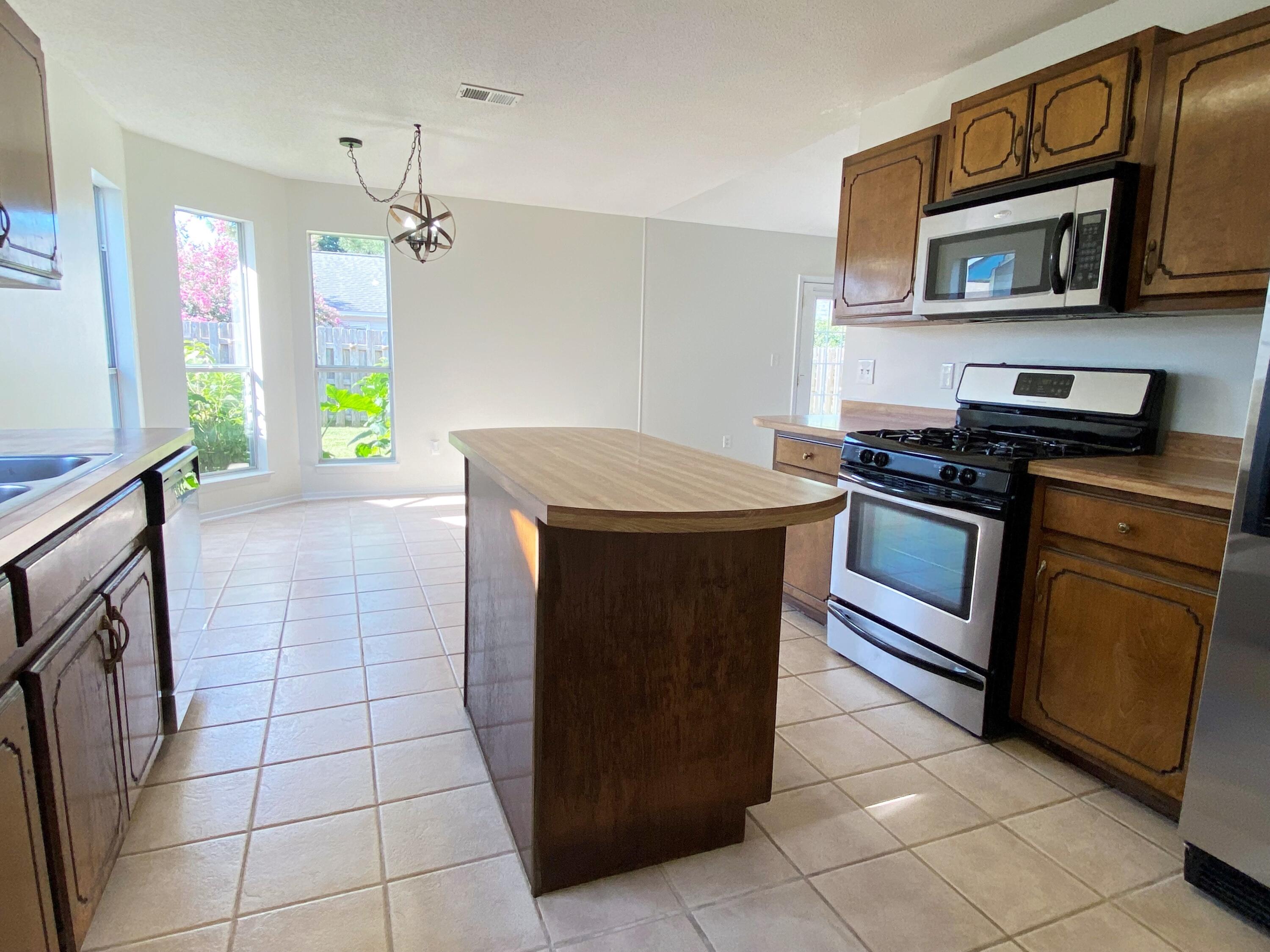 BLUE PINE VILLAGE AMENDED - Residential