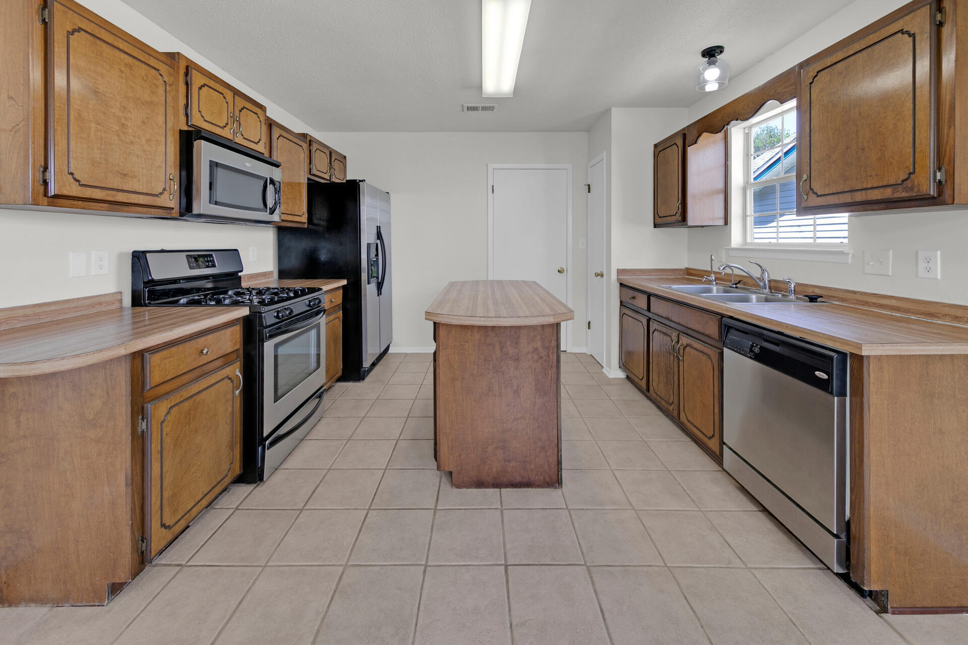 BLUE PINE VILLAGE AMENDED - Residential