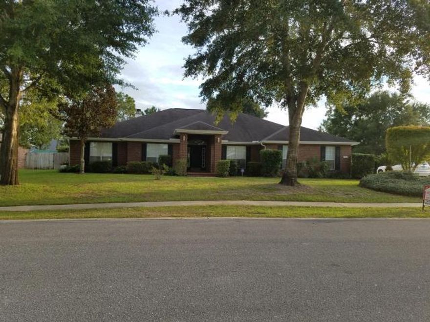 POOL SERVICE INCLUDED! This Spacious home in Silver Oaks has it's own backyard pool Oasis for a lifestyle with relaxation in mind! Great room boasts 10ft ceilings, triple sliding doors open to the large covered porch inviting family & Guests to spend time around the pool& hot tub. Kitchen has granite counters, stainless steel appliances & glass front cabinet section for display of favorite dishes etc. Split floor plan, master suite has Jacuzzi tub, sep shower and his & her walkin closets. Make an appointment to see this one today! This home is available for sale as well, payment would be less than rent! Call us and we can discuss!