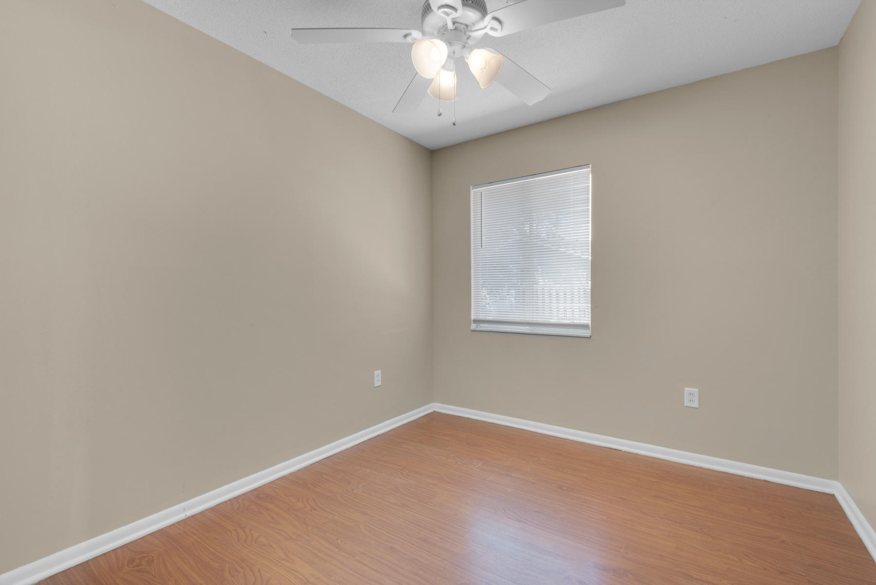 OAKLAND HEIGHTS - Residential