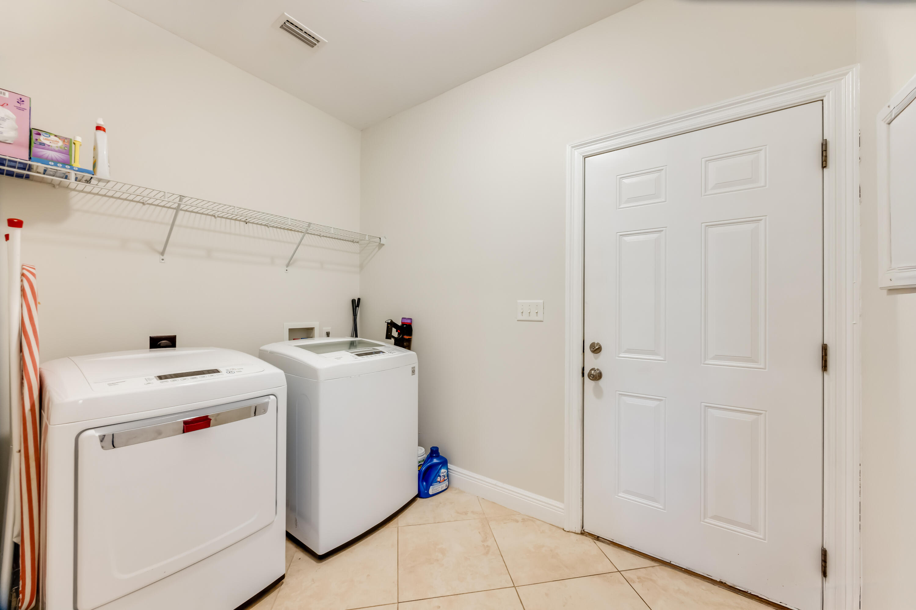 SILVER OAKS PH 1 - Residential