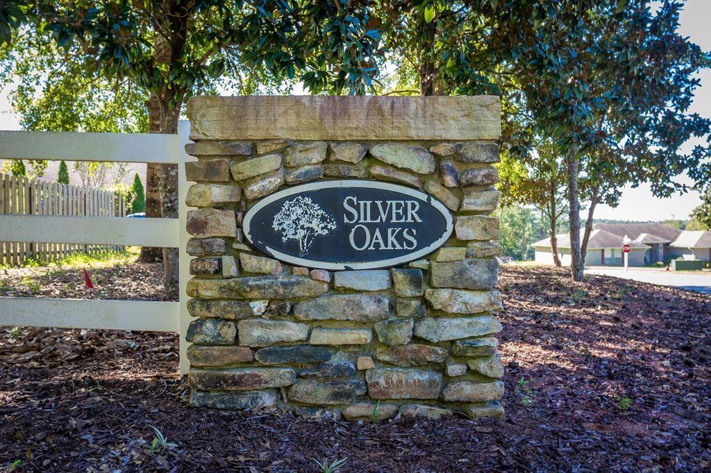 SILVER OAKS PH 1 - Residential