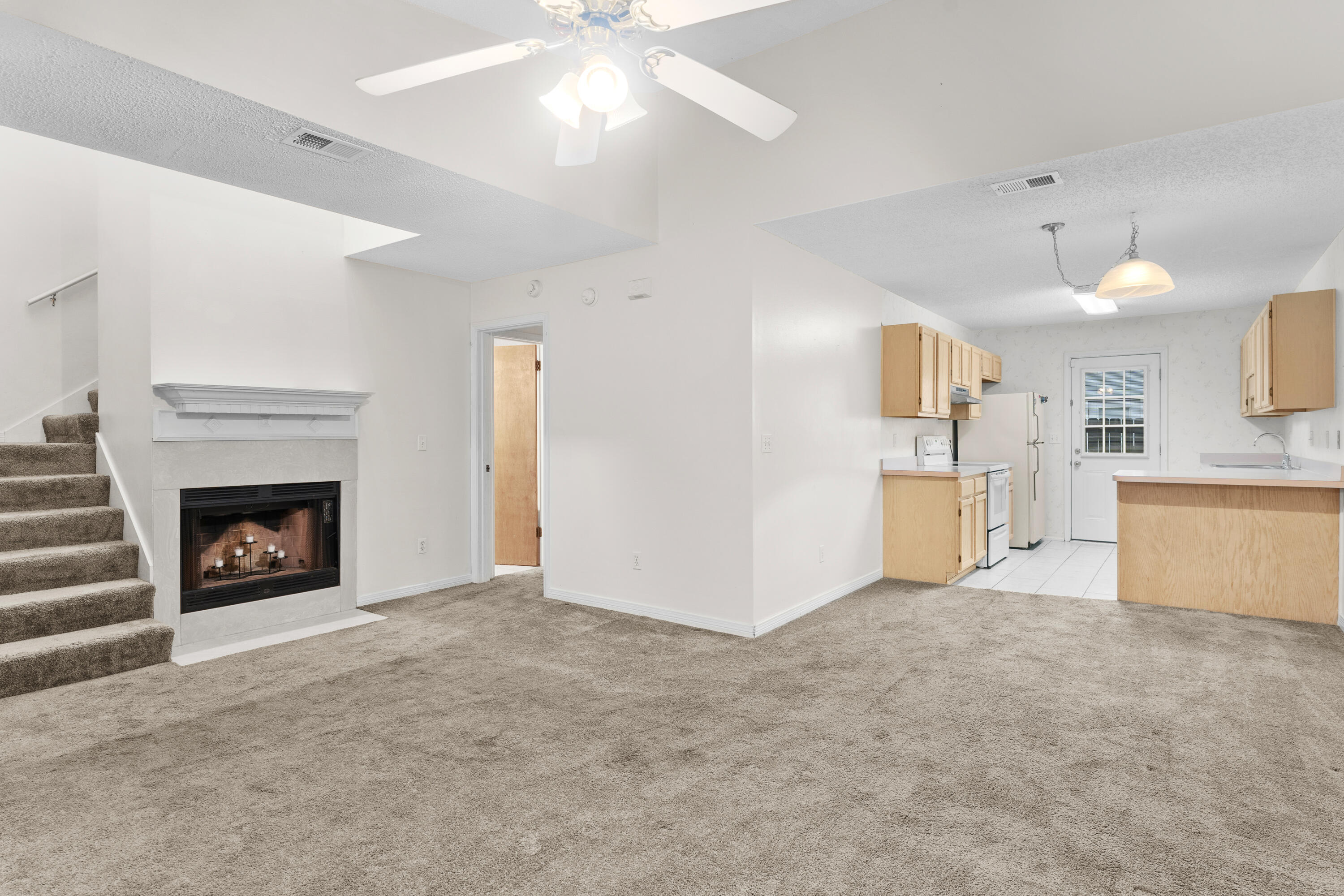 PIEDMONT PLACE - Residential