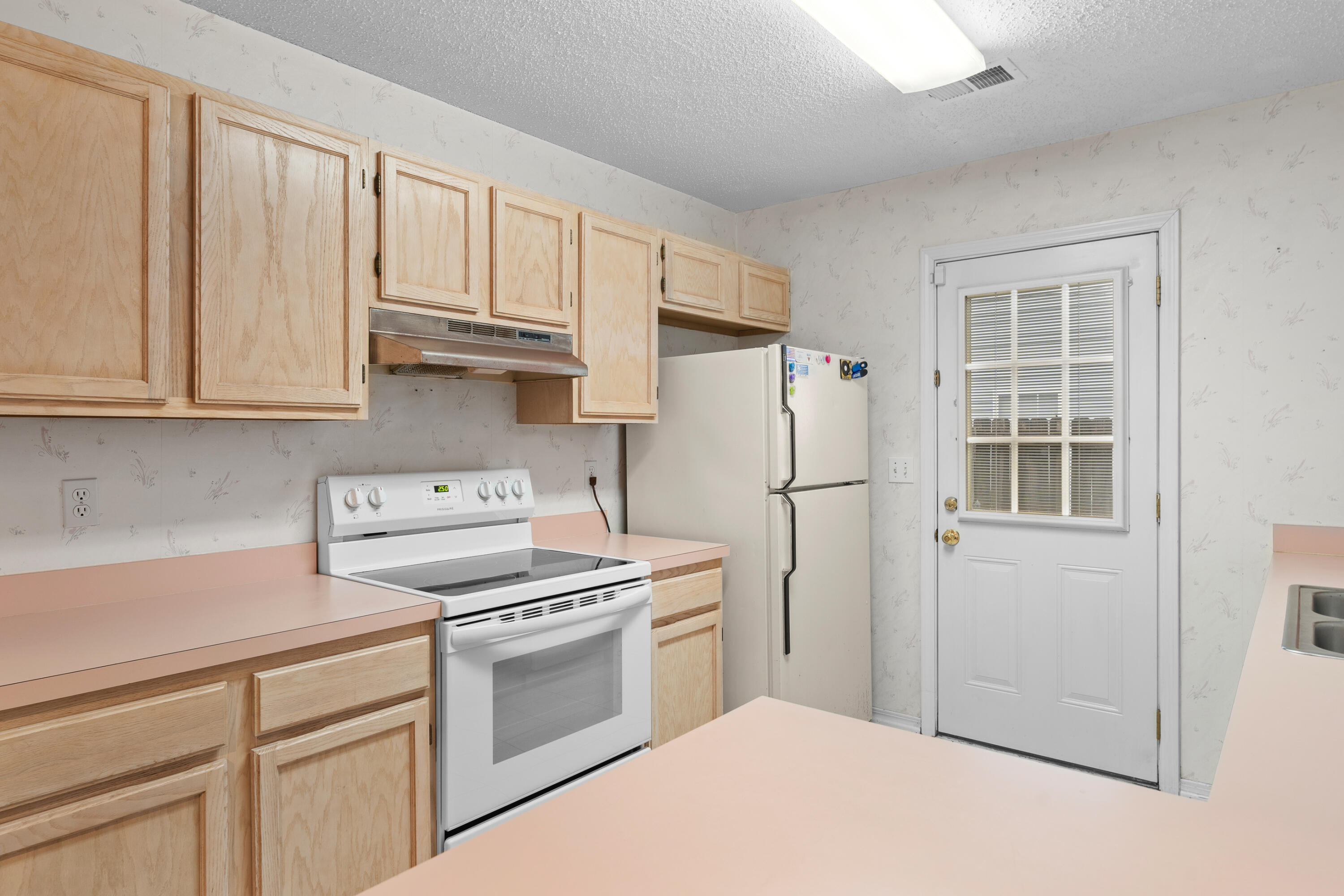 PIEDMONT PLACE - Residential