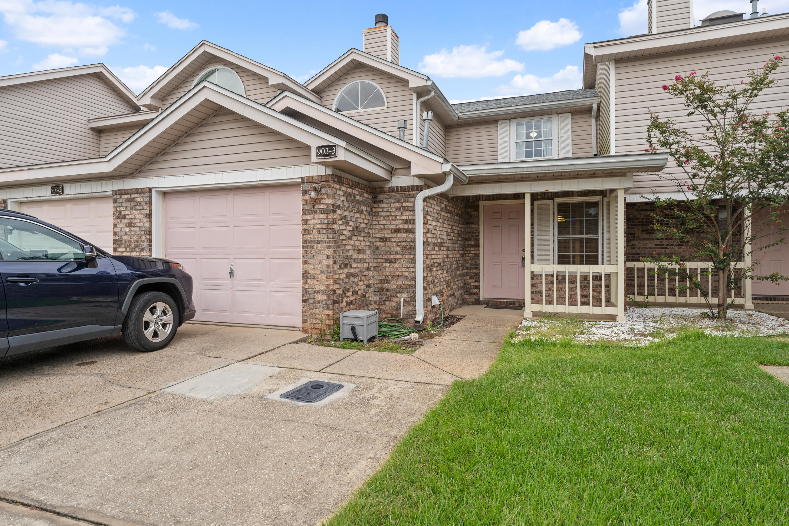 PIEDMONT PLACE - Residential