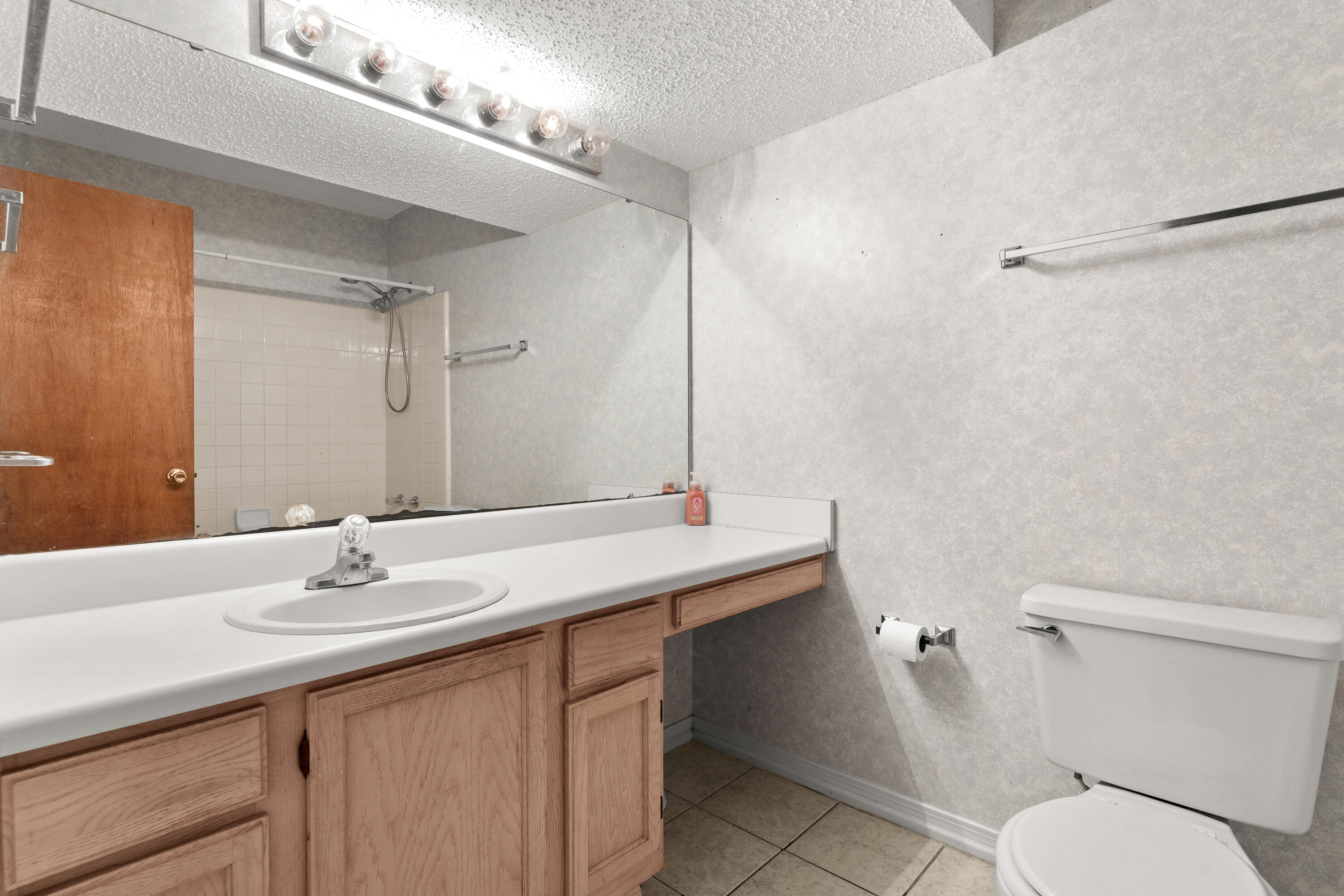 PIEDMONT PLACE - Residential