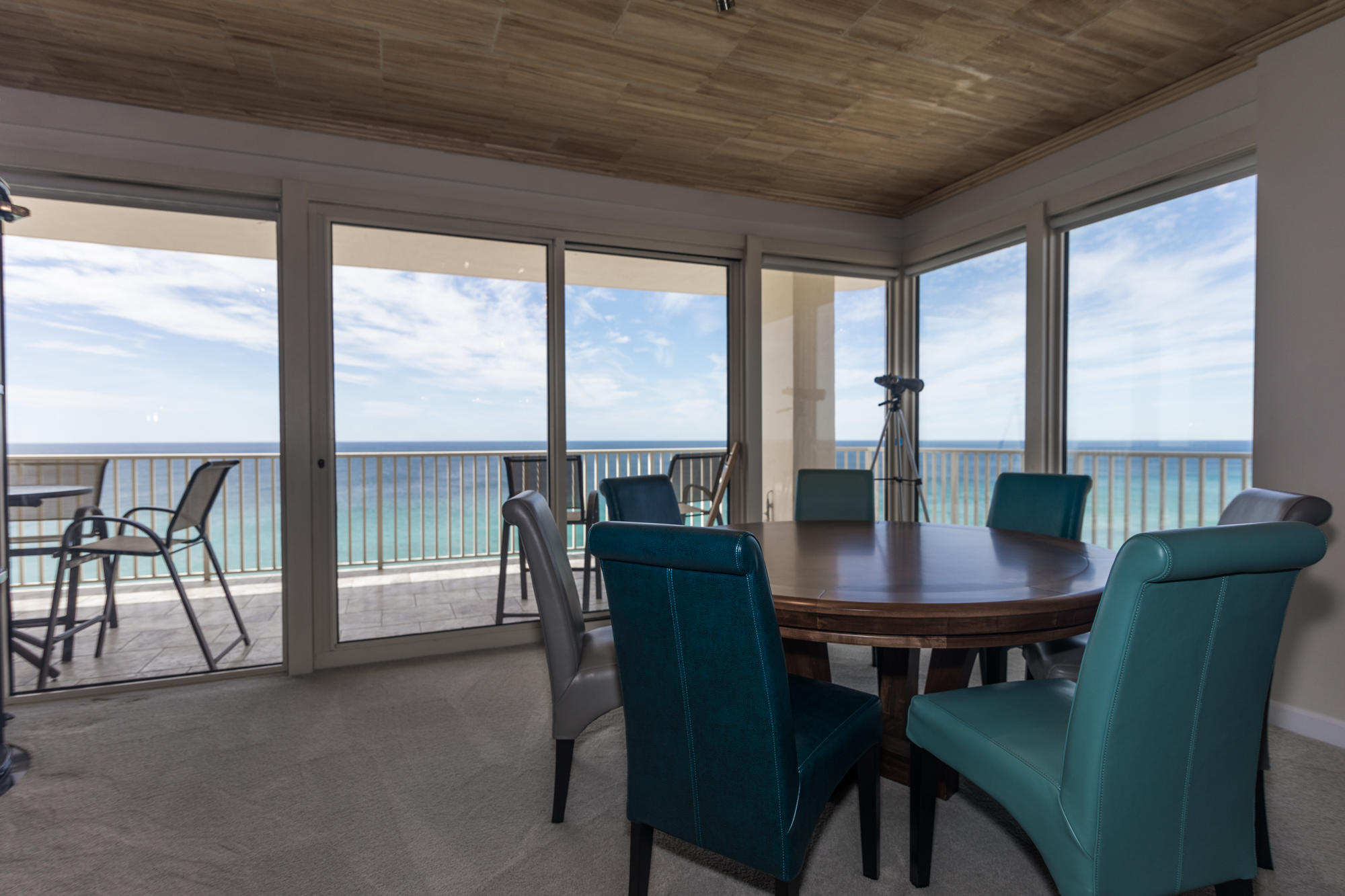 Grande Surf Club Condo - Residential