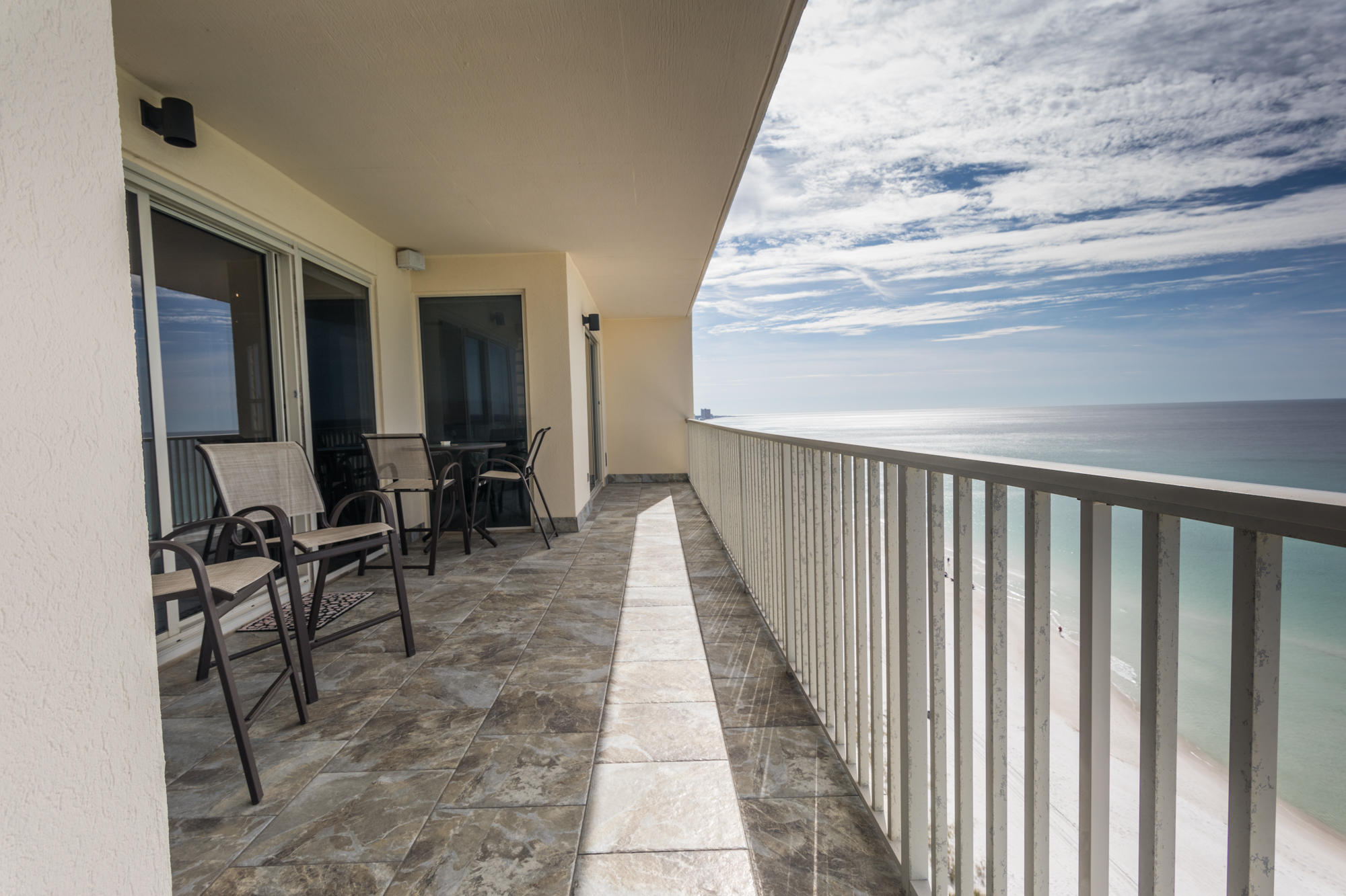 Grande Surf Club Condo - Residential