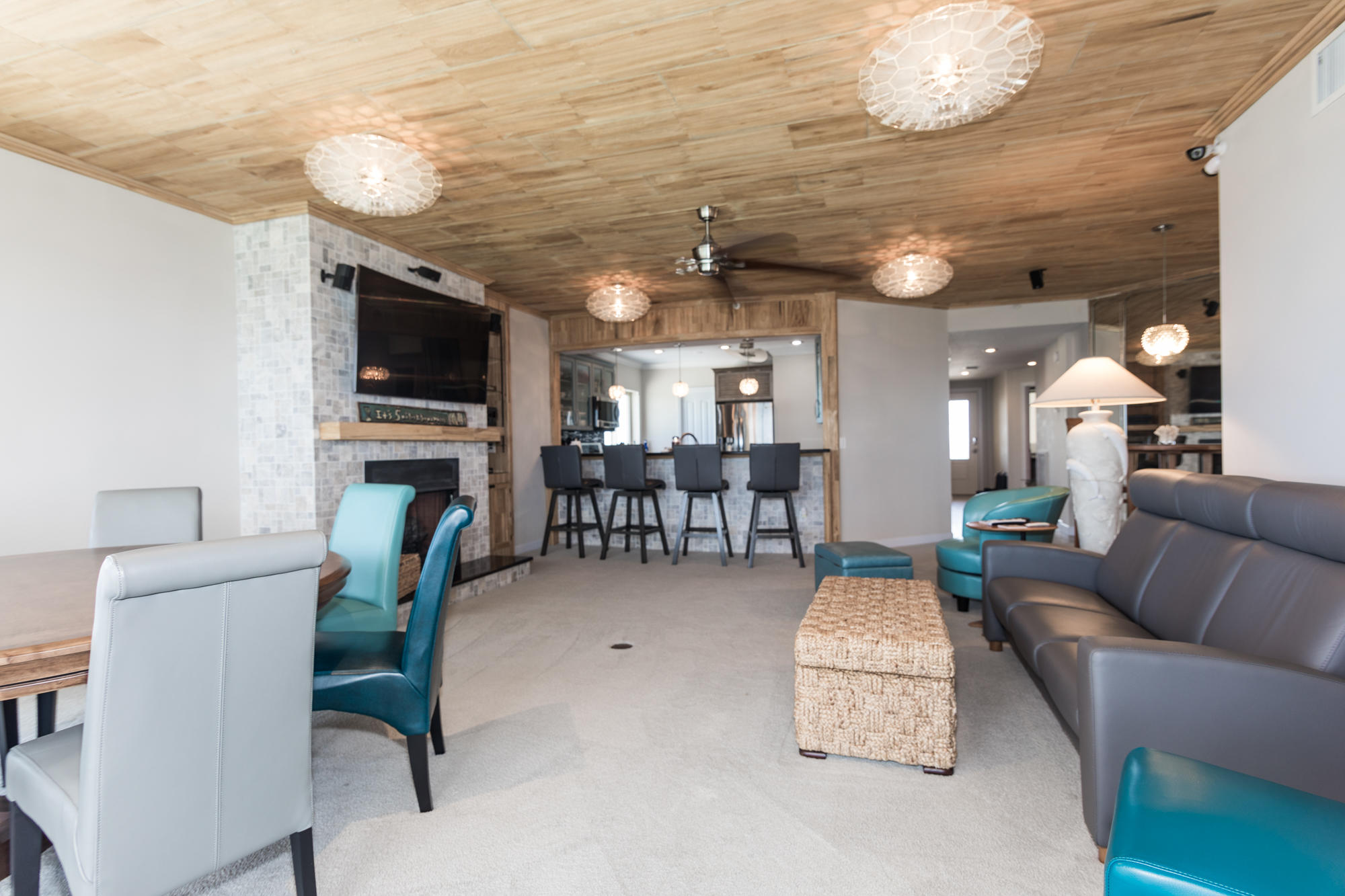 Grande Surf Club Condo - Residential