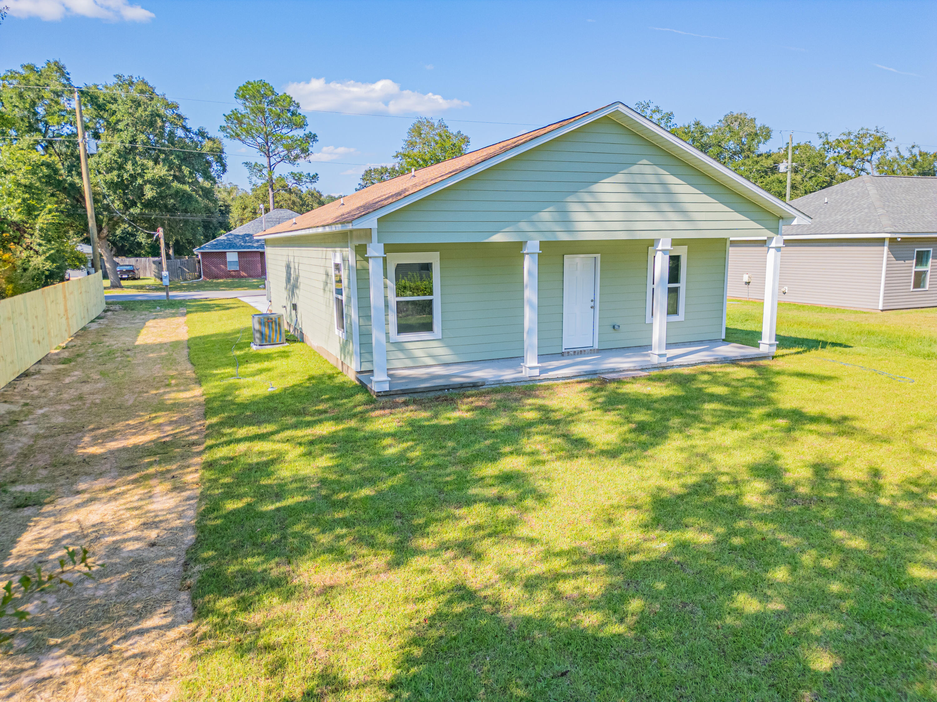 HAPPY ACRES - Residential