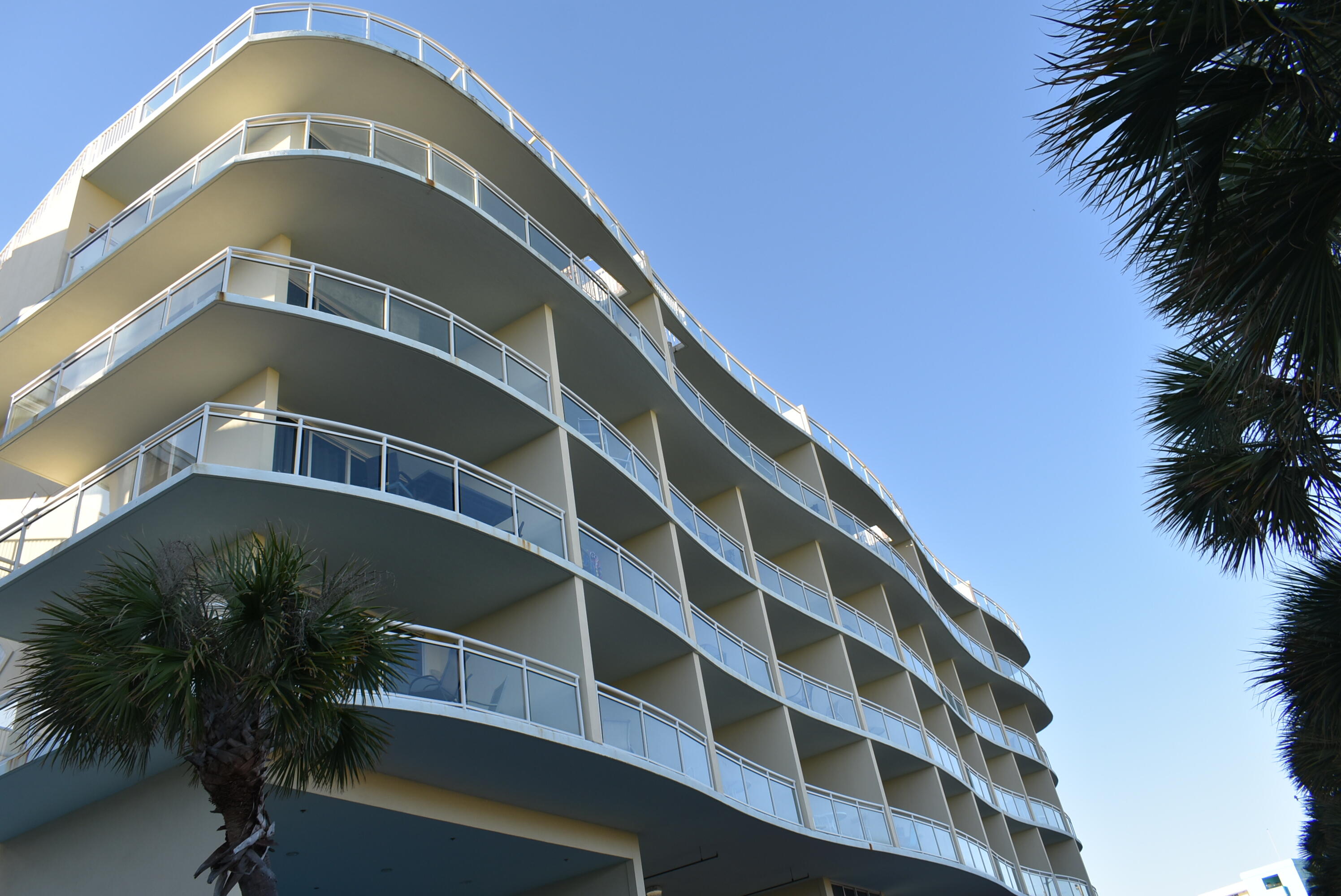 DESTIN WEST BEACH & BAY RESORT - Residential