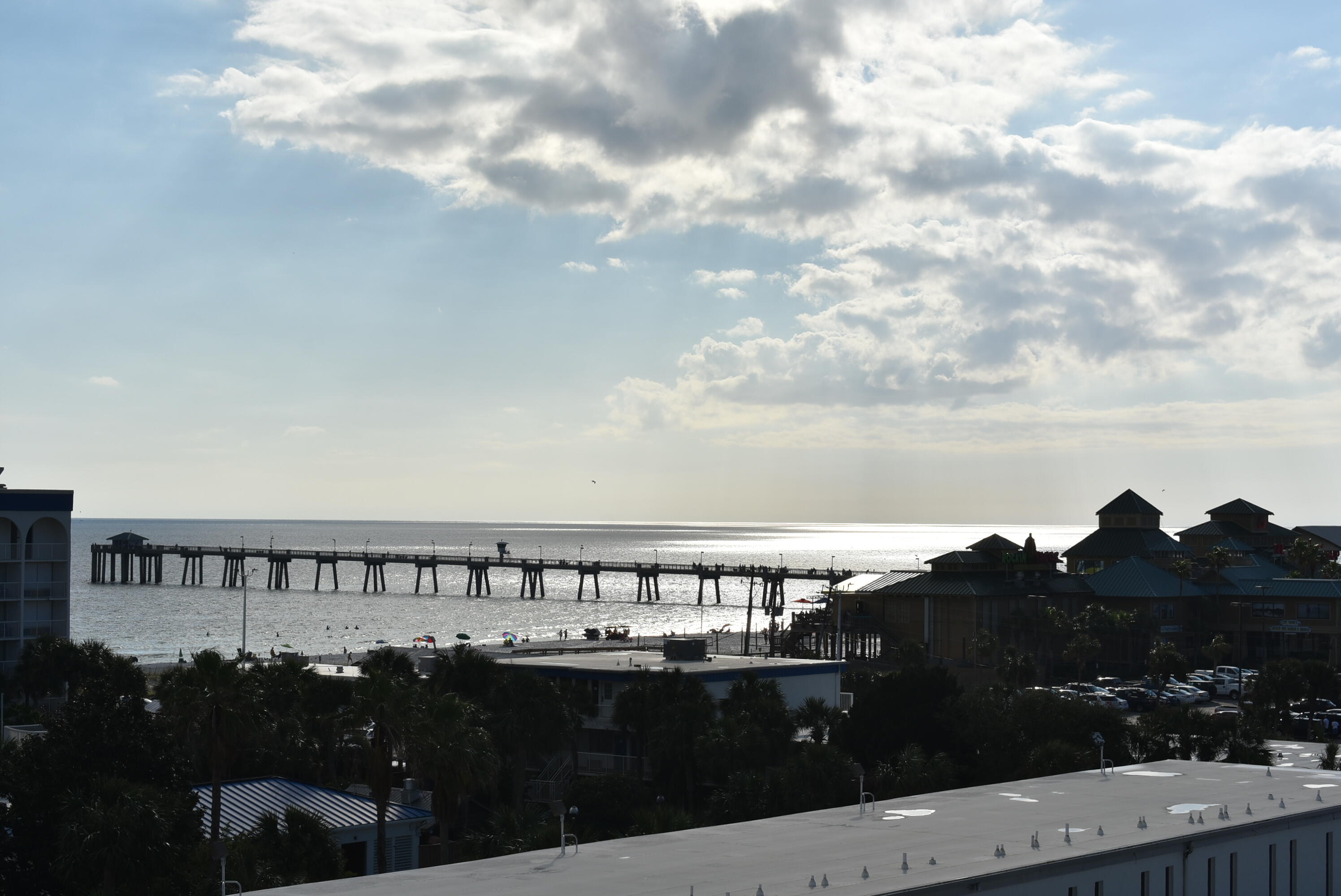 DESTIN WEST BEACH & BAY RESORT - Residential
