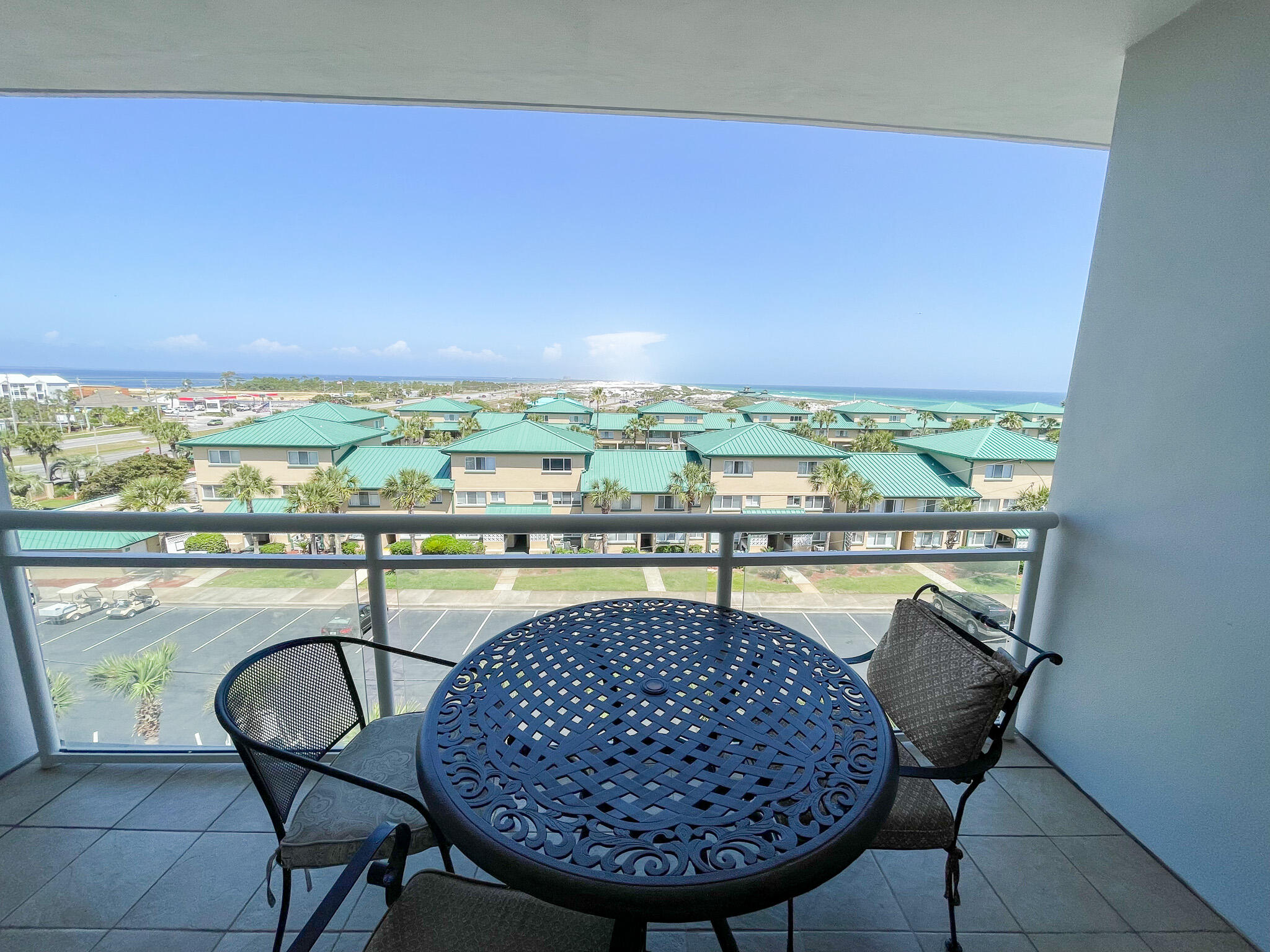 DESTIN WEST BEACH & BAY RESORT - Residential