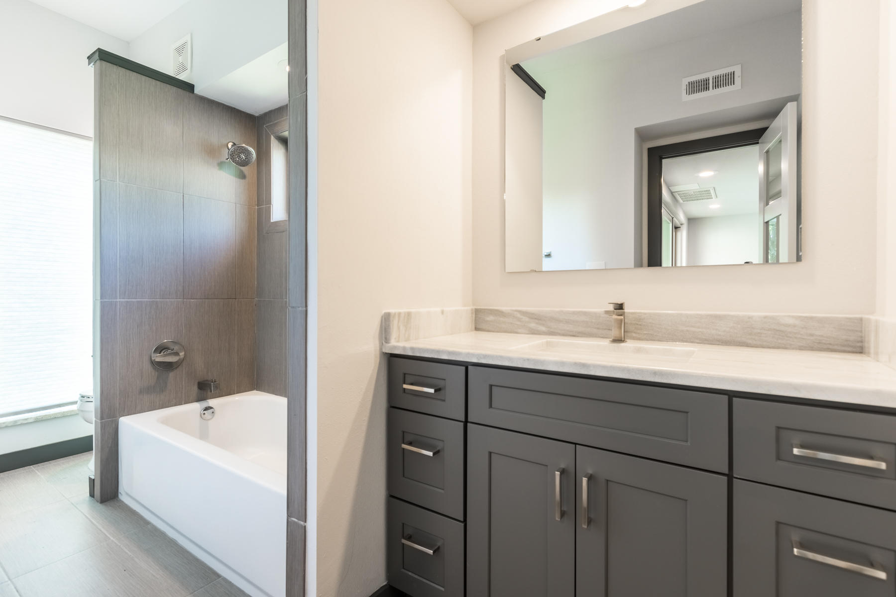 BEACH HIGHLAND 1ST ADD - Residential