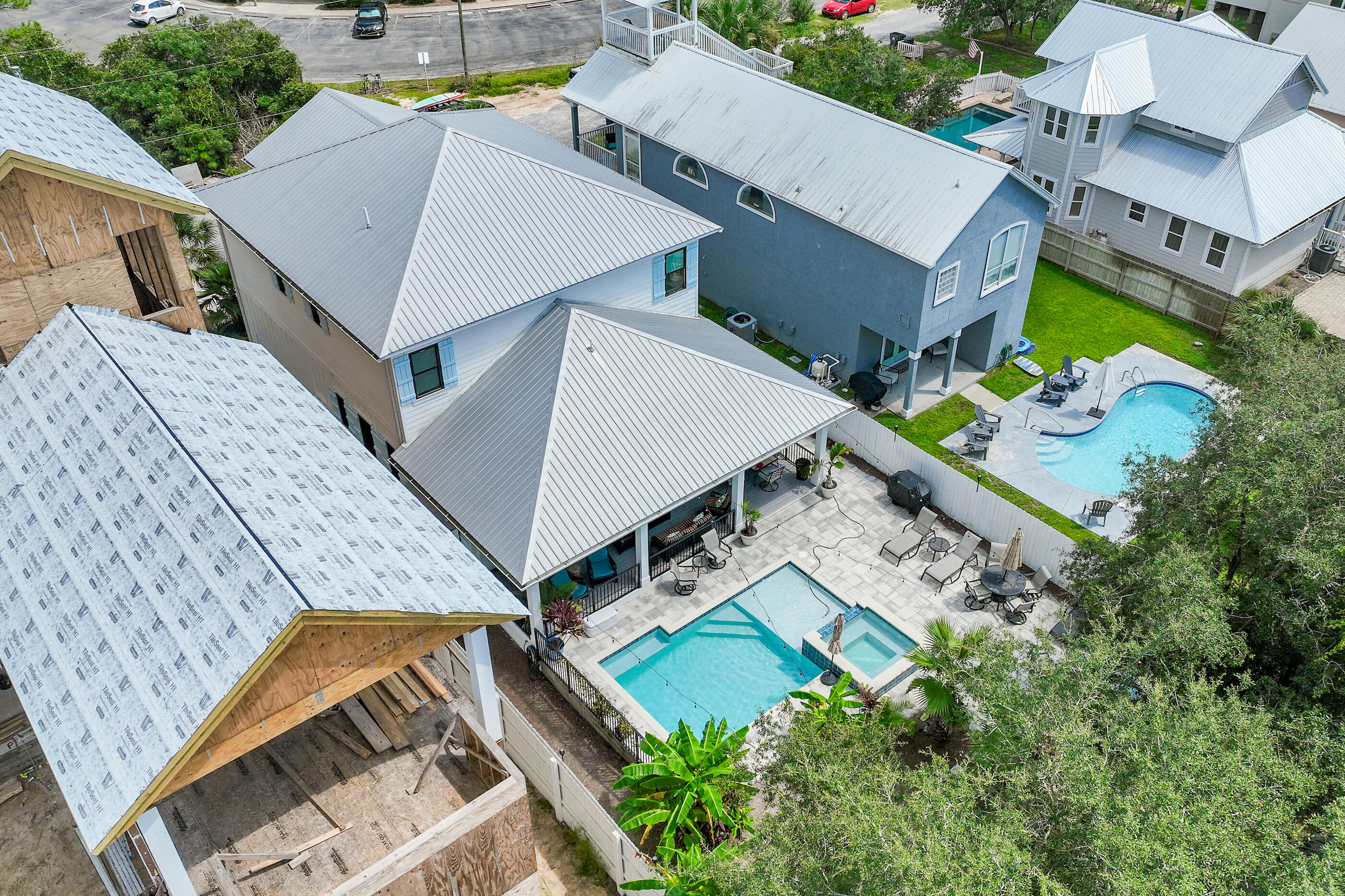 GULF SHORE MANOR - Residential