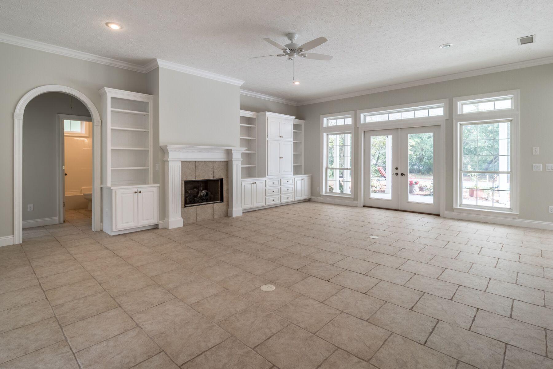 SEABREEZE - Residential