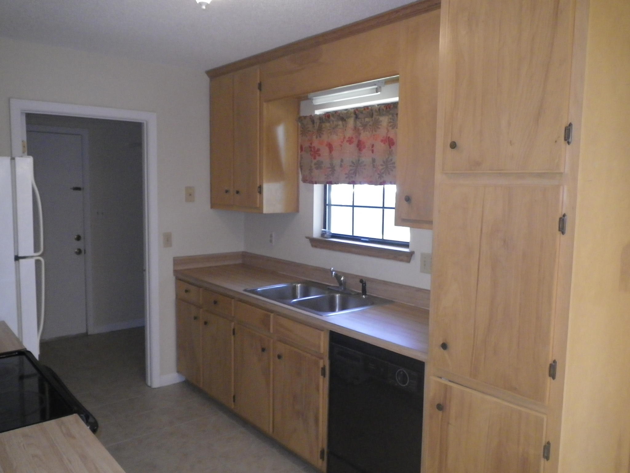 Navarre 2nd Addition - Residential