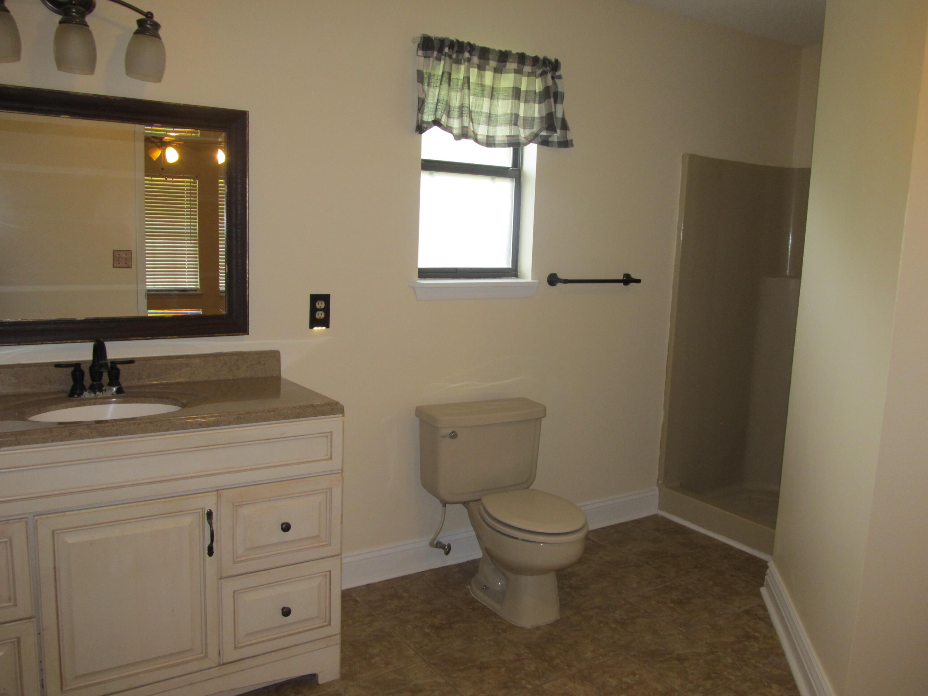 QUAIL RIDGE ESTATES 3RD ADDN UNREC - Residential