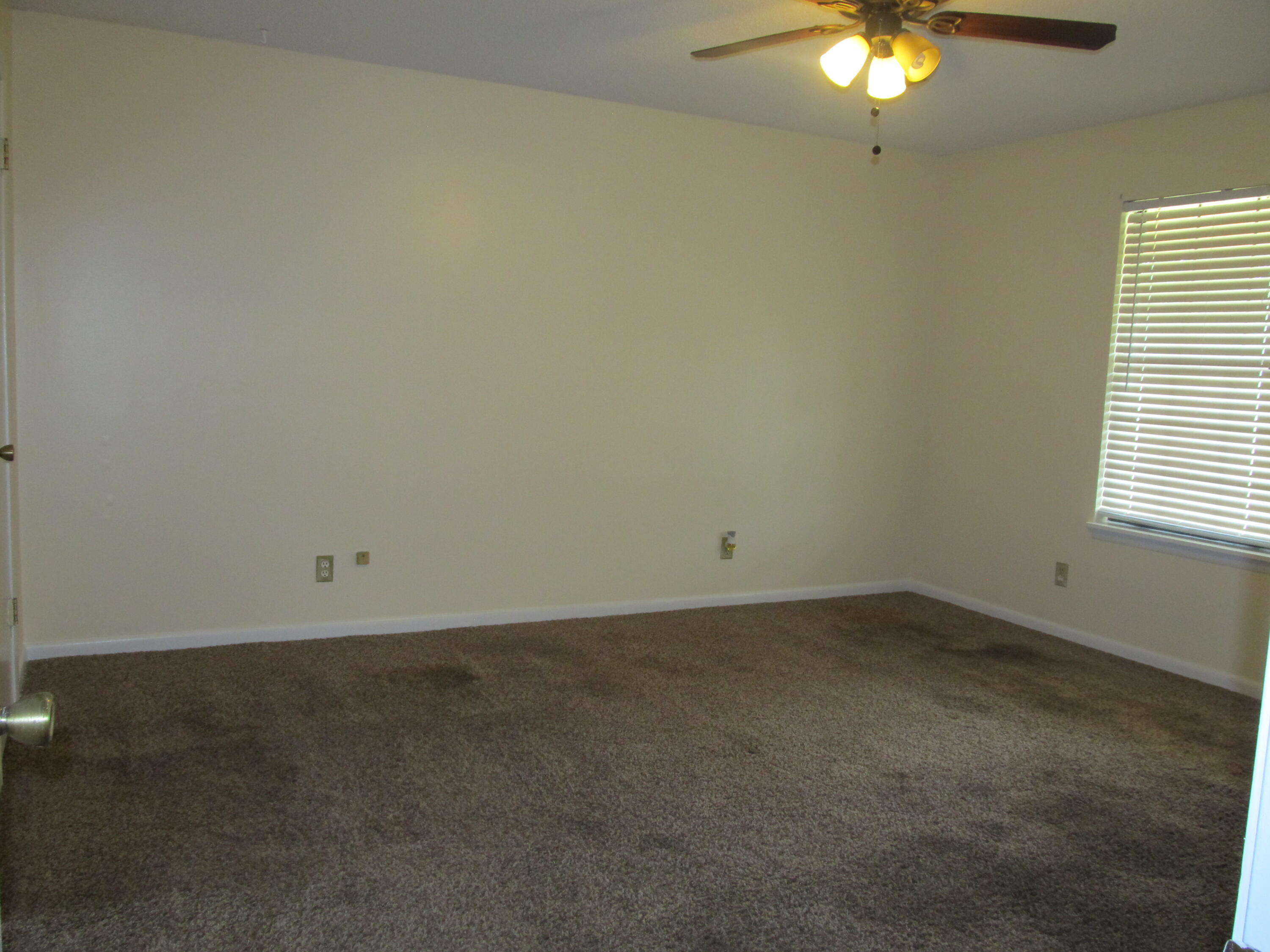 QUAIL RIDGE ESTATES 3RD ADDN UNREC - Residential