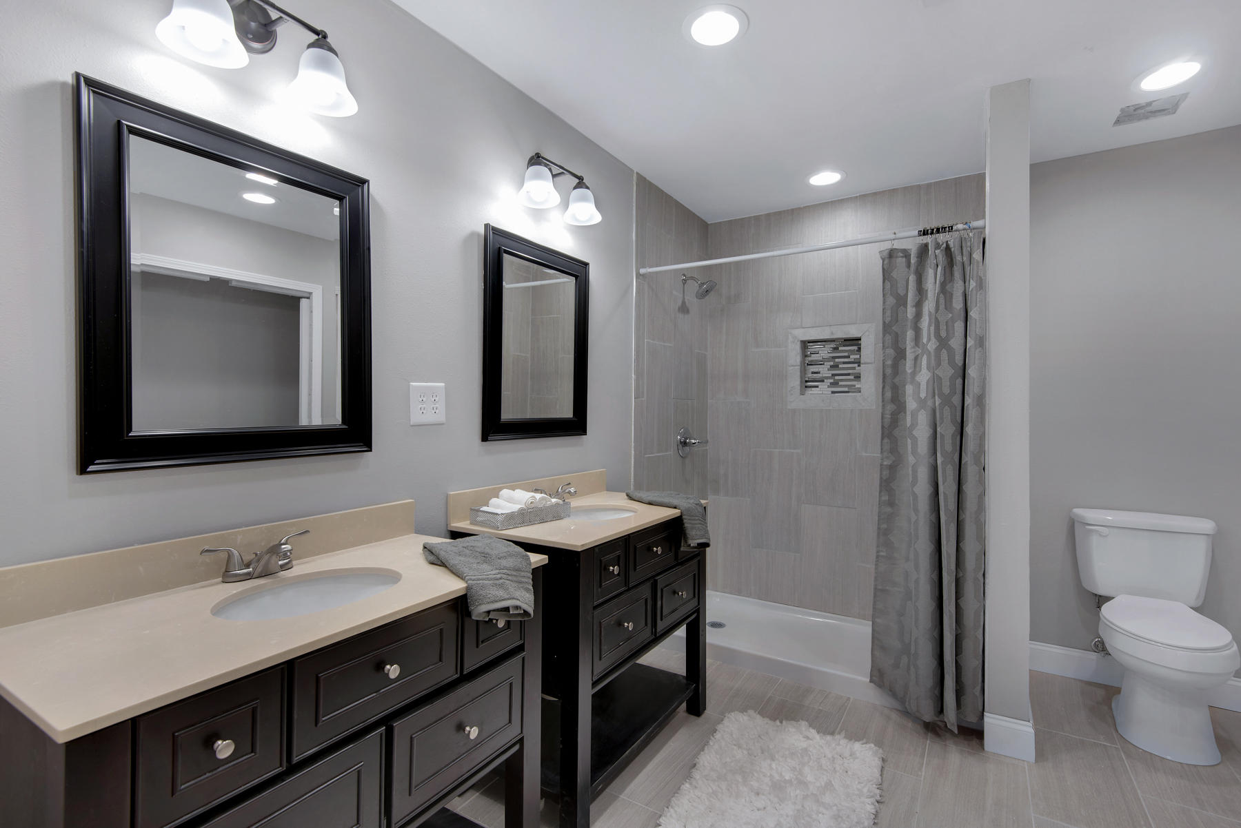 FOREST MANOR 1ST ADDN - Residential