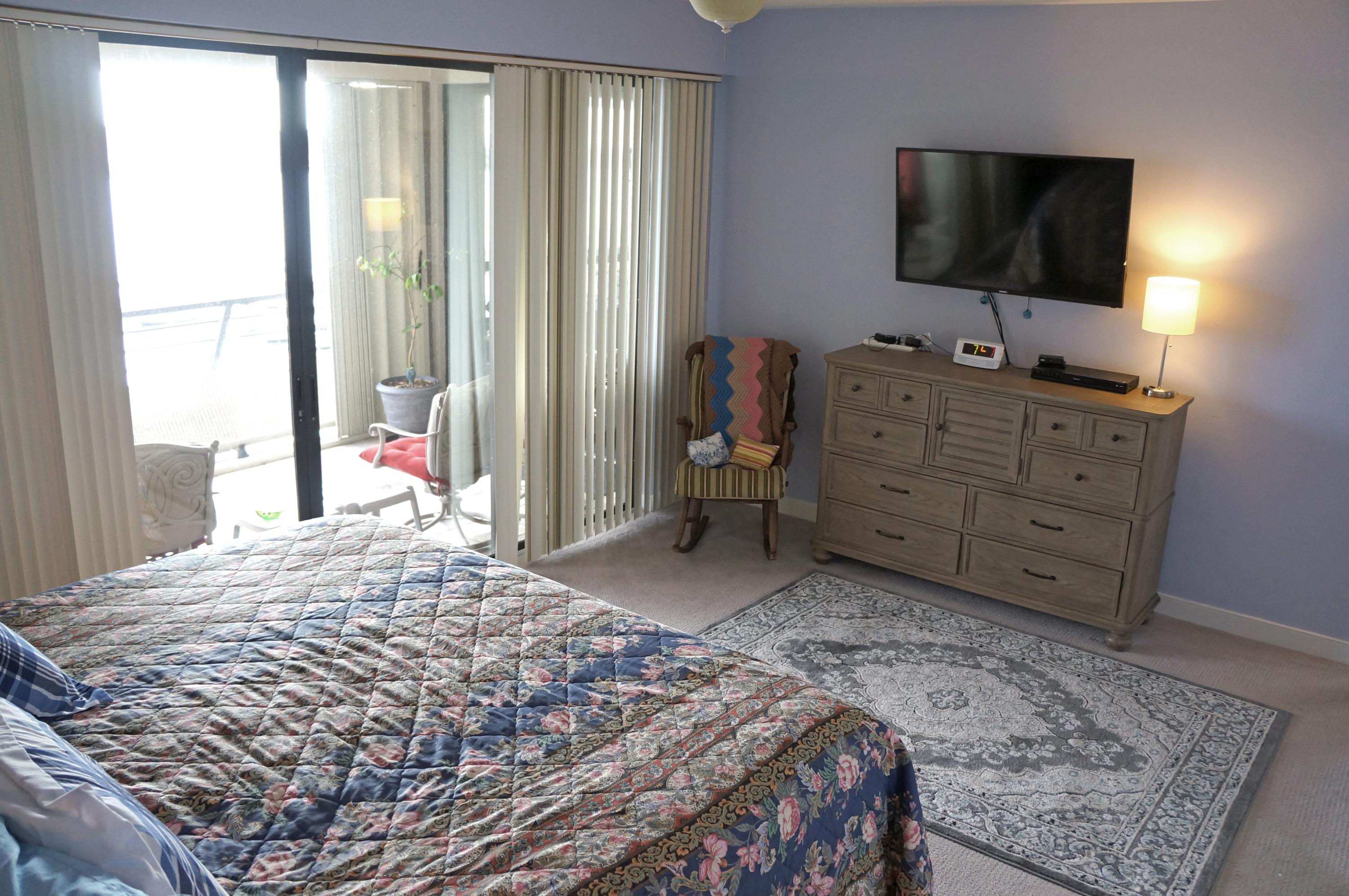 TWO HUNDRED WEST CONDO - Residential