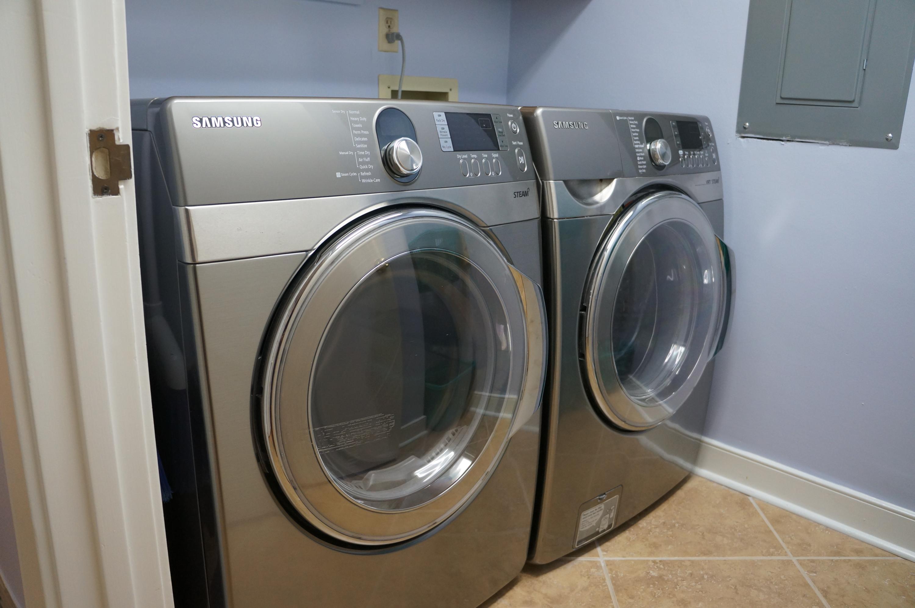 TWO HUNDRED WEST CONDO - Residential